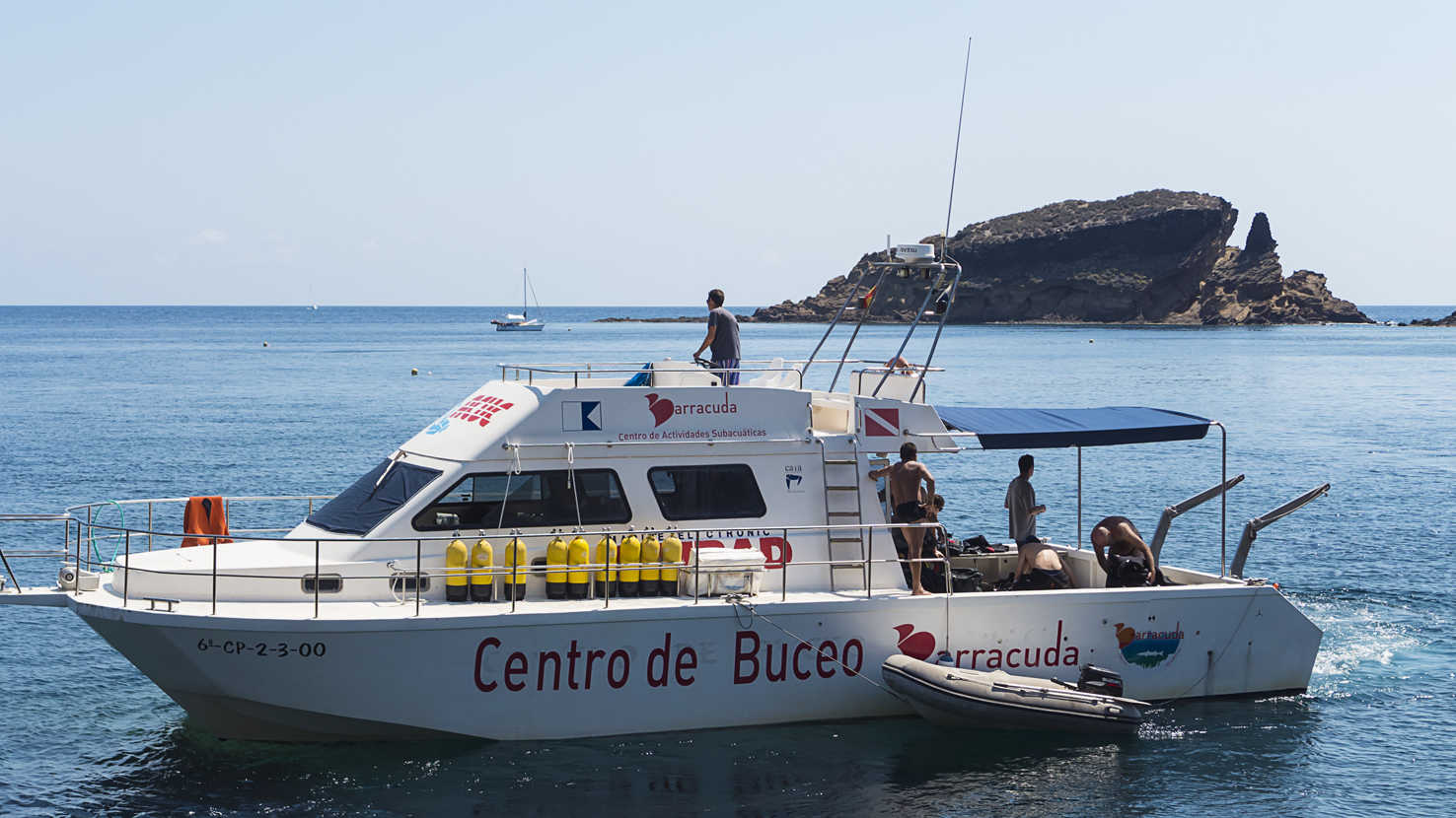 Barracuda Club de Buceo (FEDAS/ACUC)