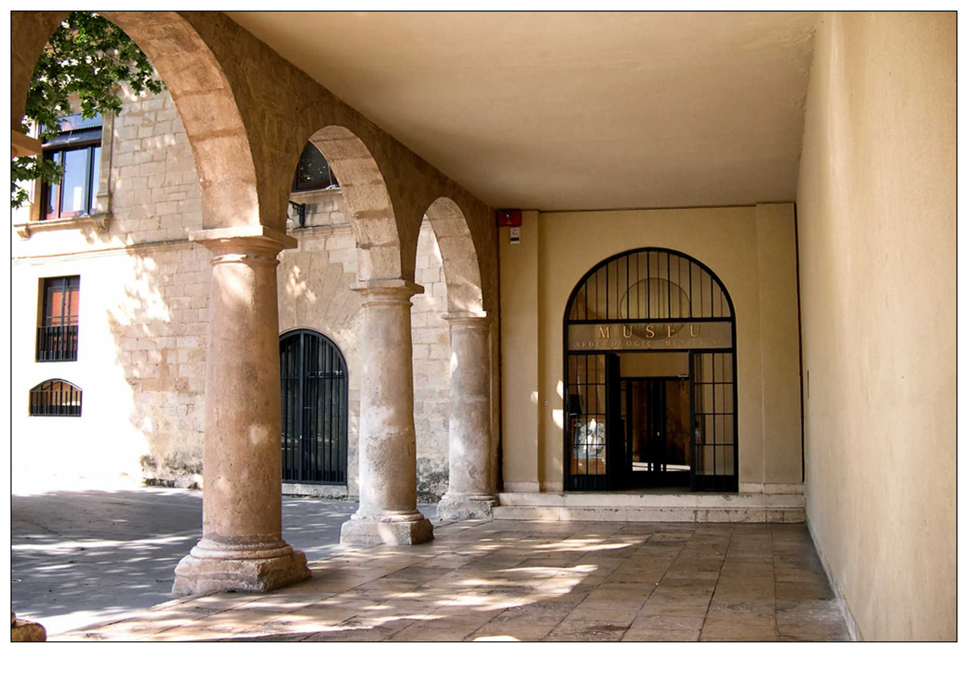 Antigua casa de la Vila
