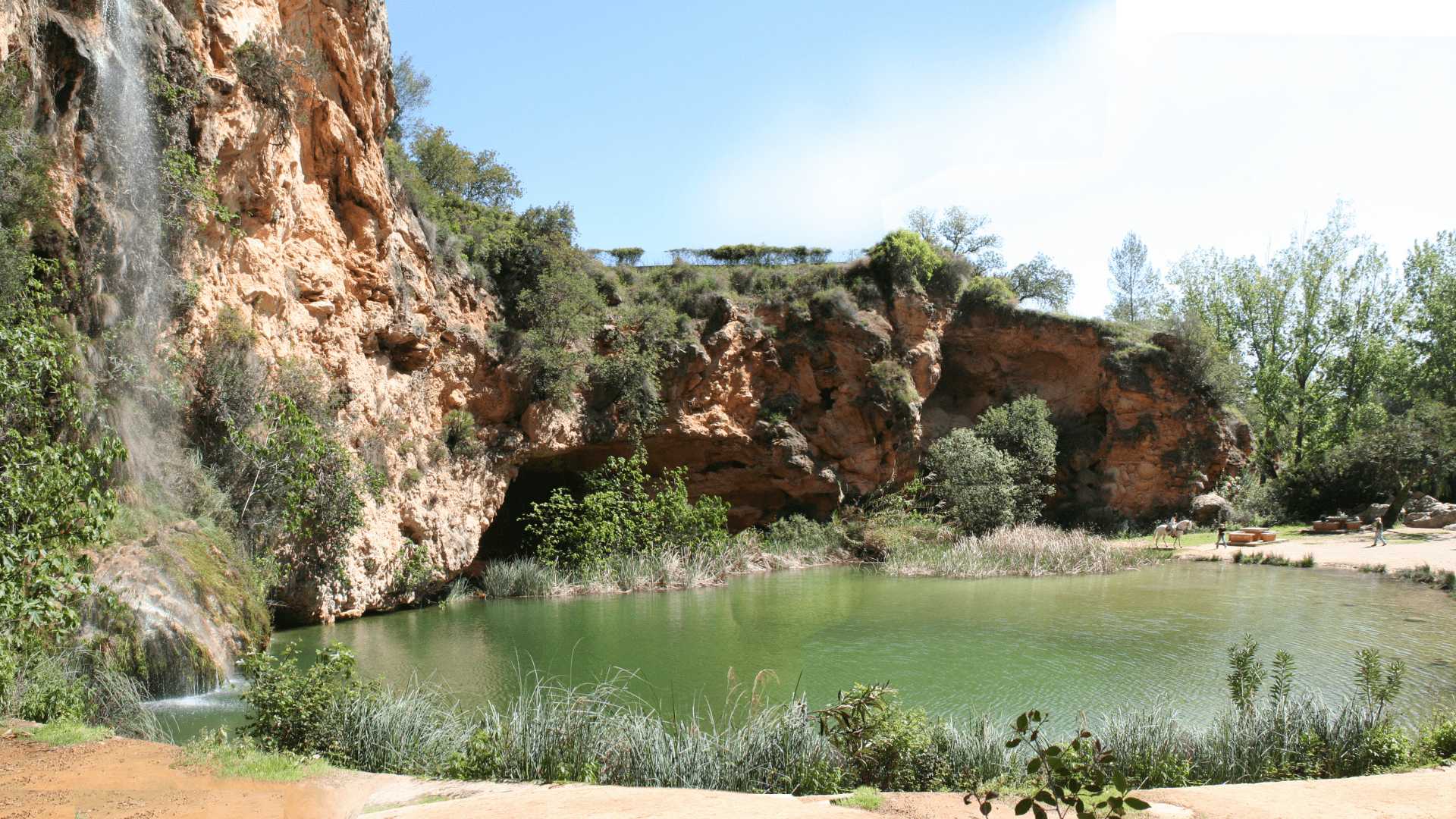 Cueva Turche y cueva de las Palomas