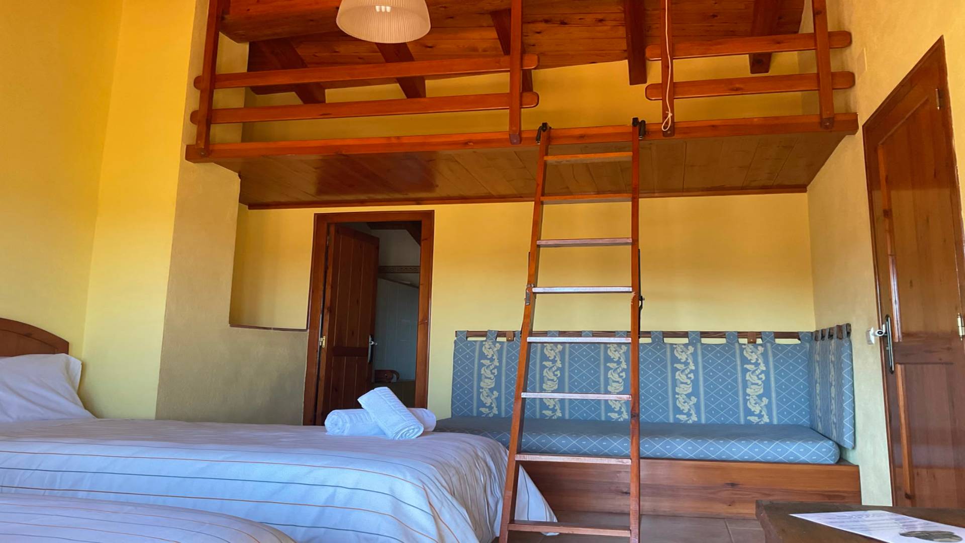 La Pobla de Benifassà CASA LA ROUREDA