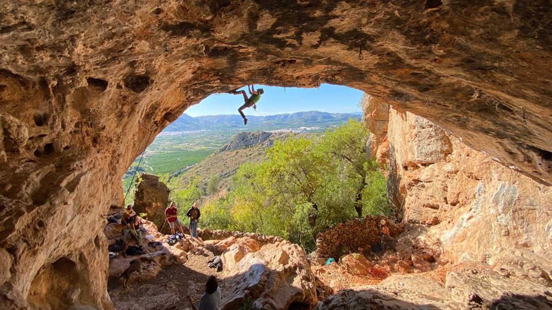 Initiation à l’escalade à Cortes de Pallás