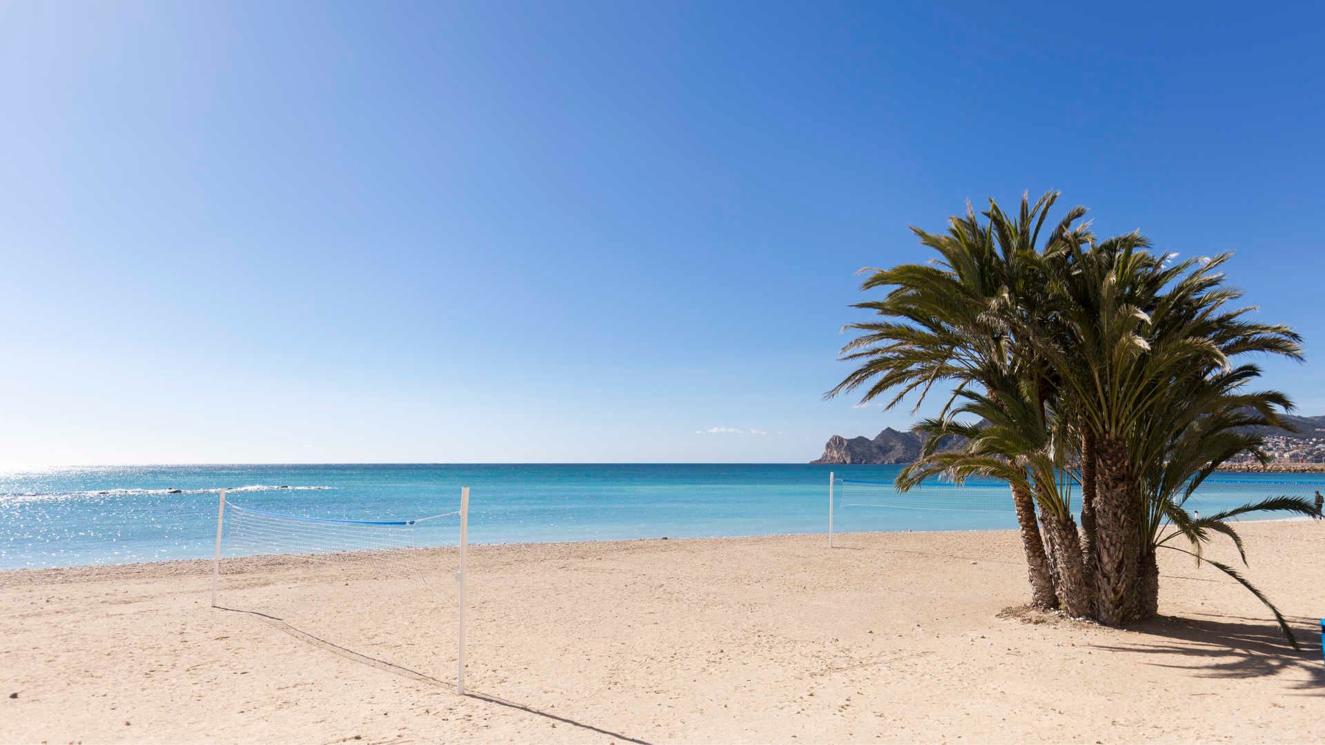 la roda beach altea alicante, 