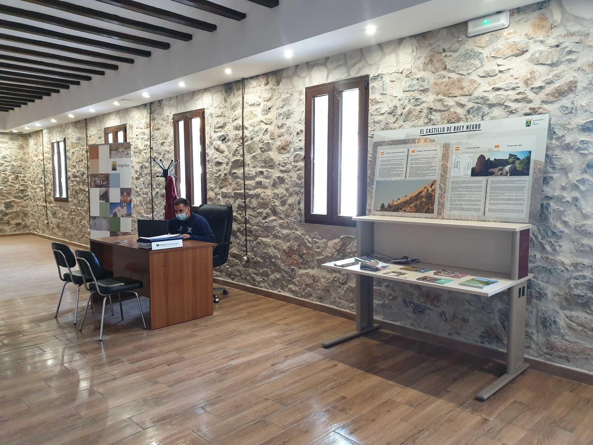 TOURIST INFO ARGELITA