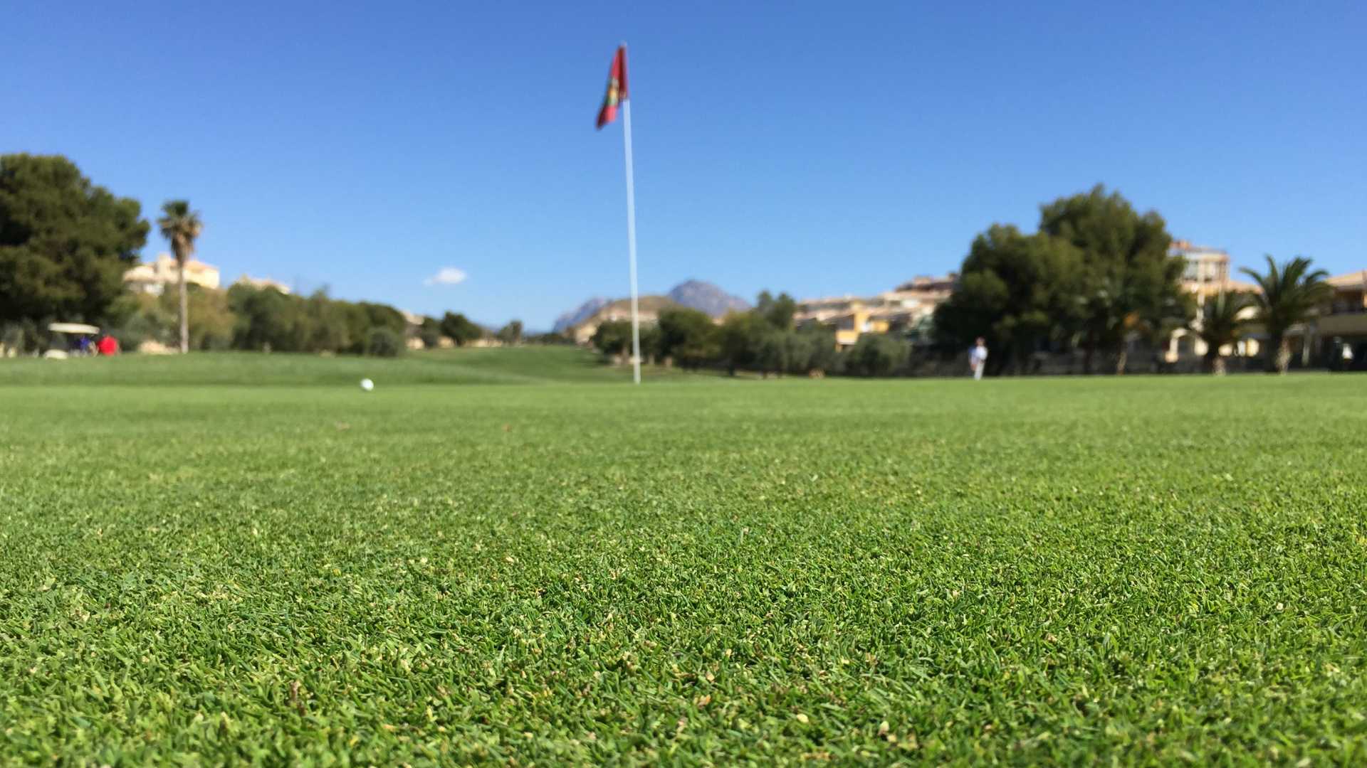 golf bonalba piscina