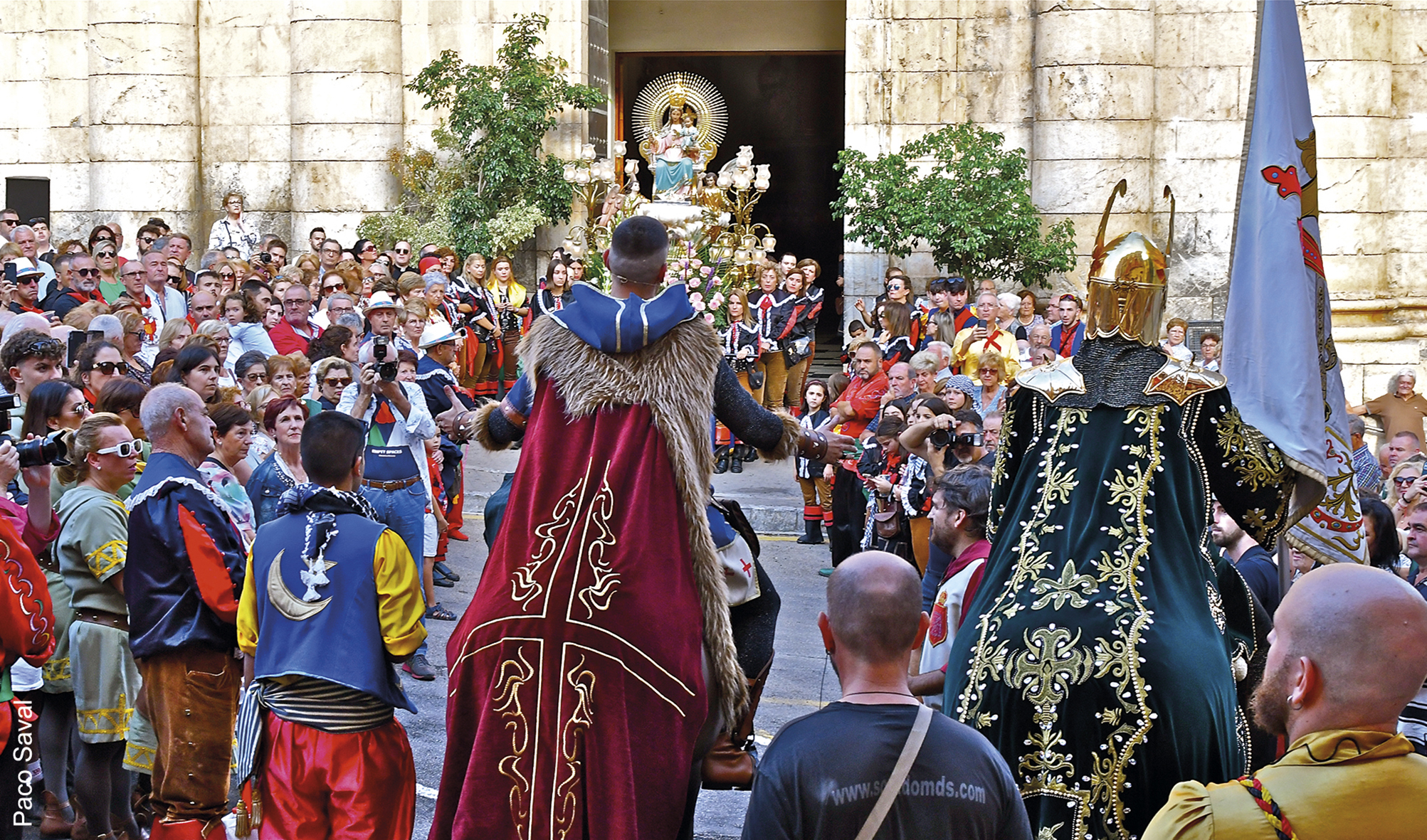 Moros y Cristianos en Honor de la Virgen de las Injurias