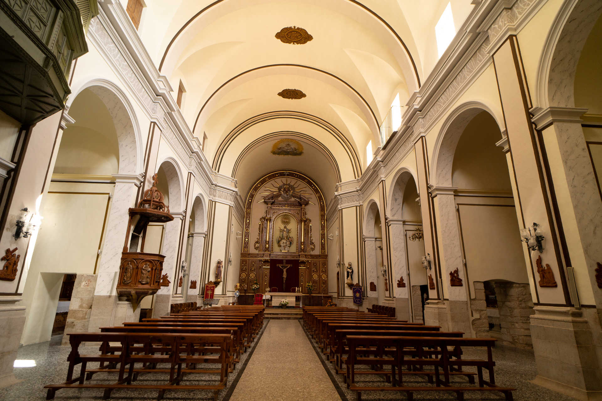 Iglesia Parroquial de la Asunción de María y Torre campanario