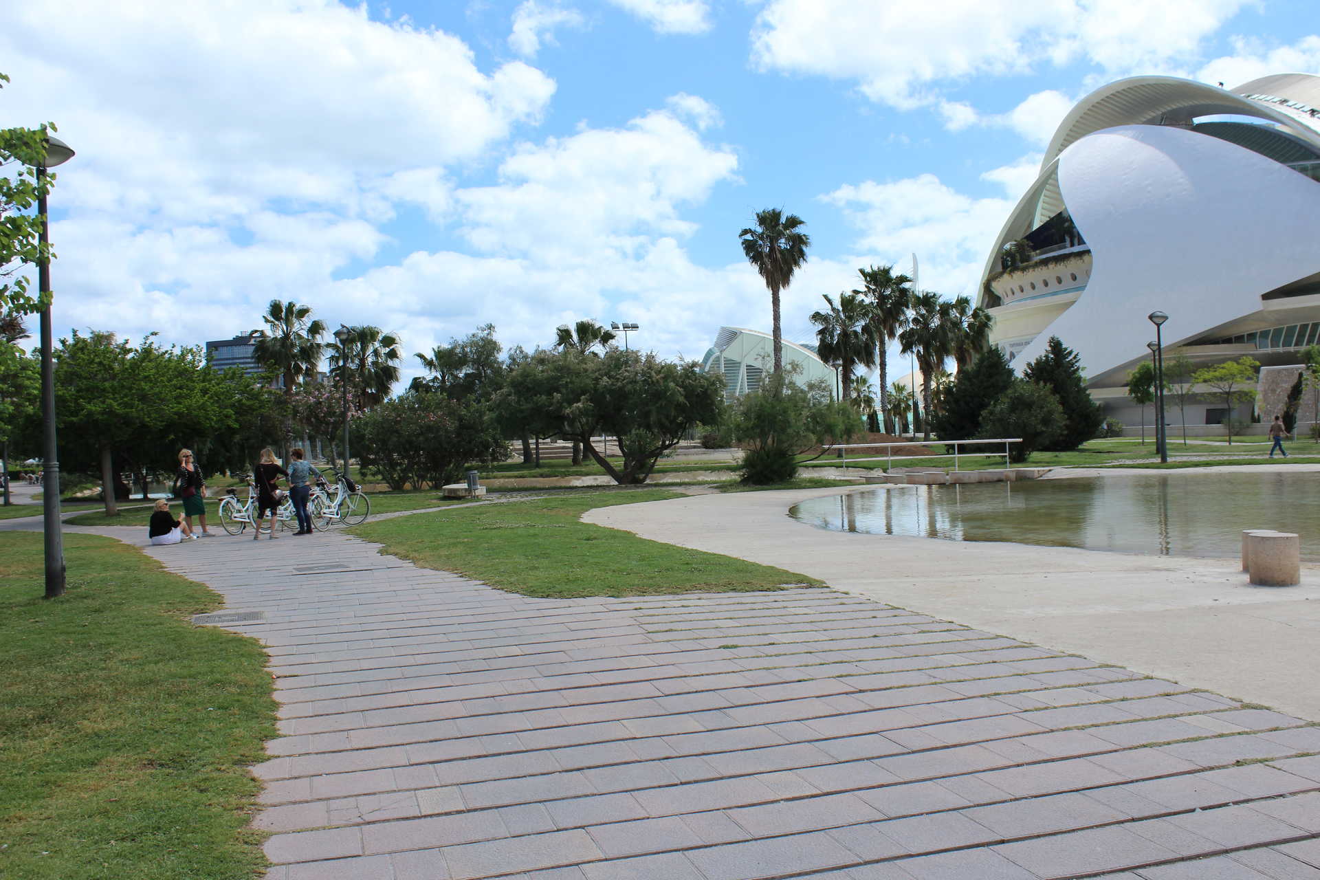 The Turia river gardens