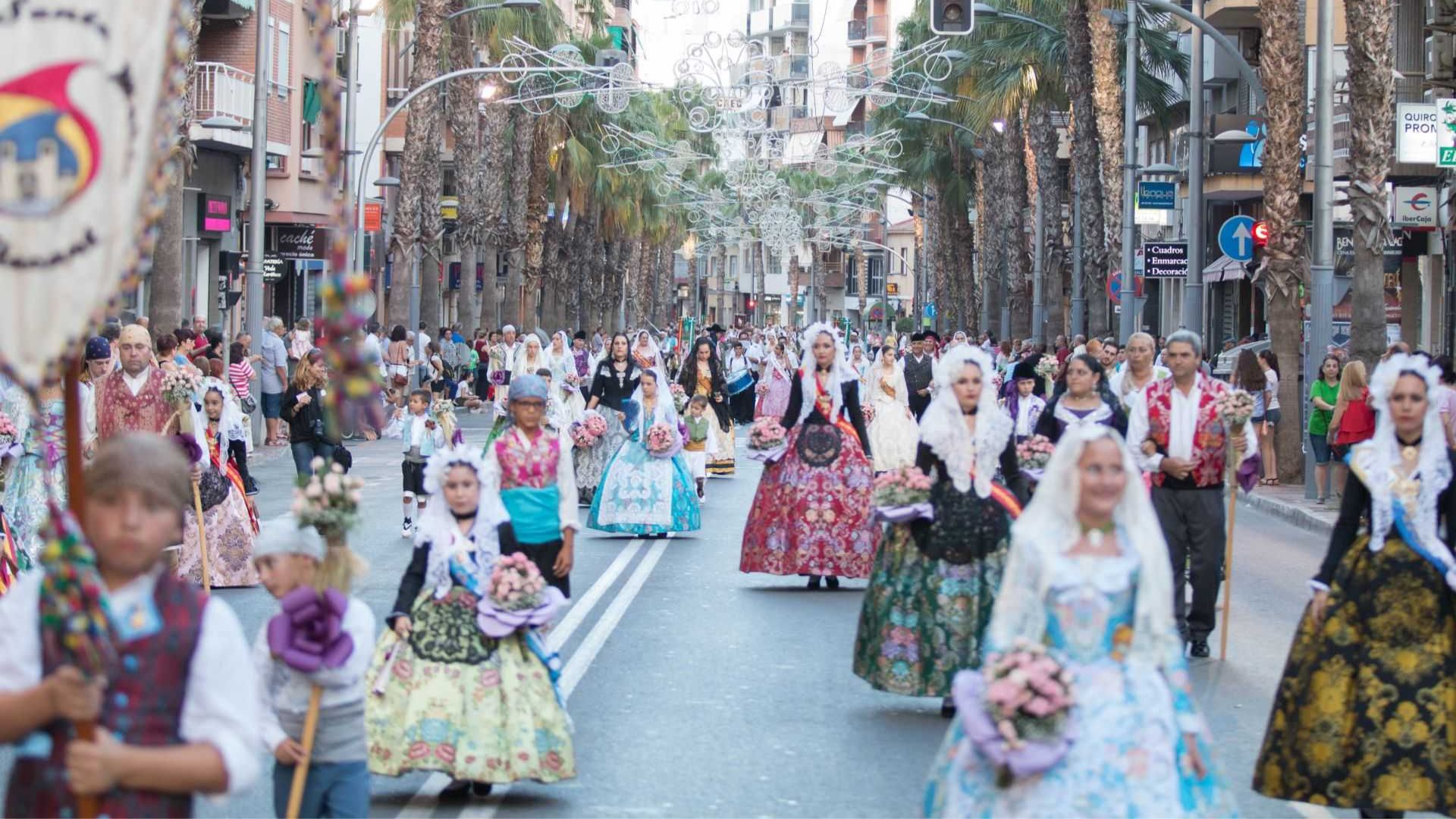 San Vicente del Raspeig FIESTAS DE HOGUERAS Y BARRACAS