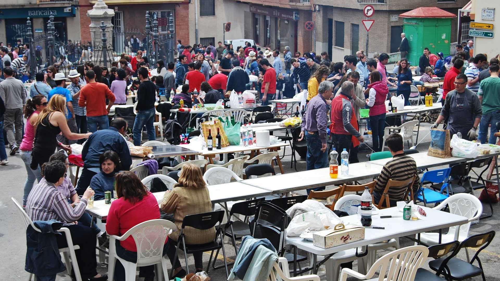 Paellas en la plaza de la Font