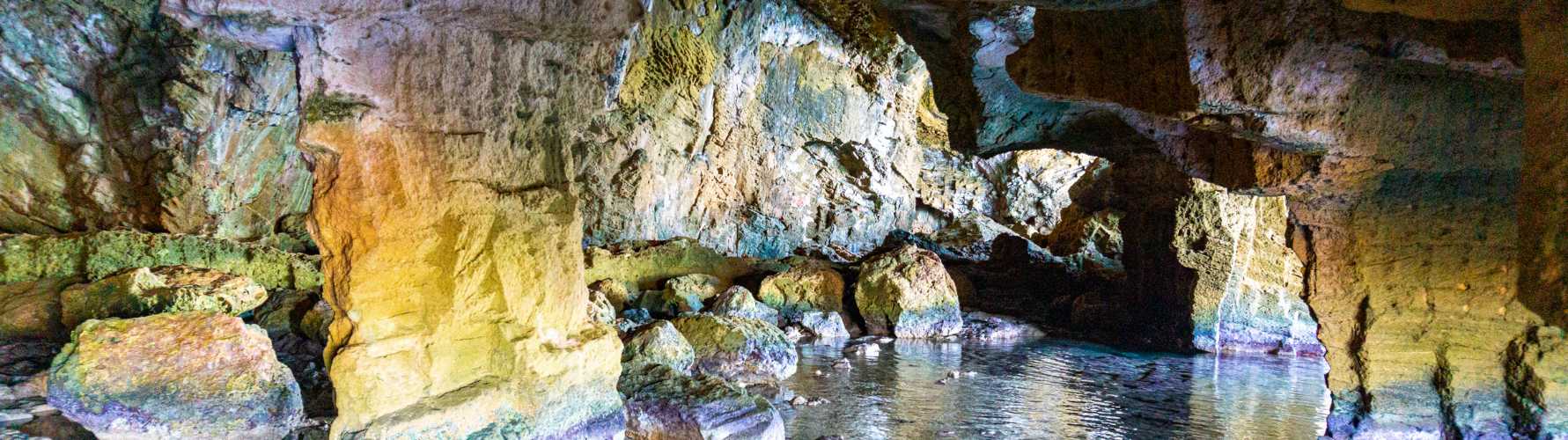 höhlen region valencia