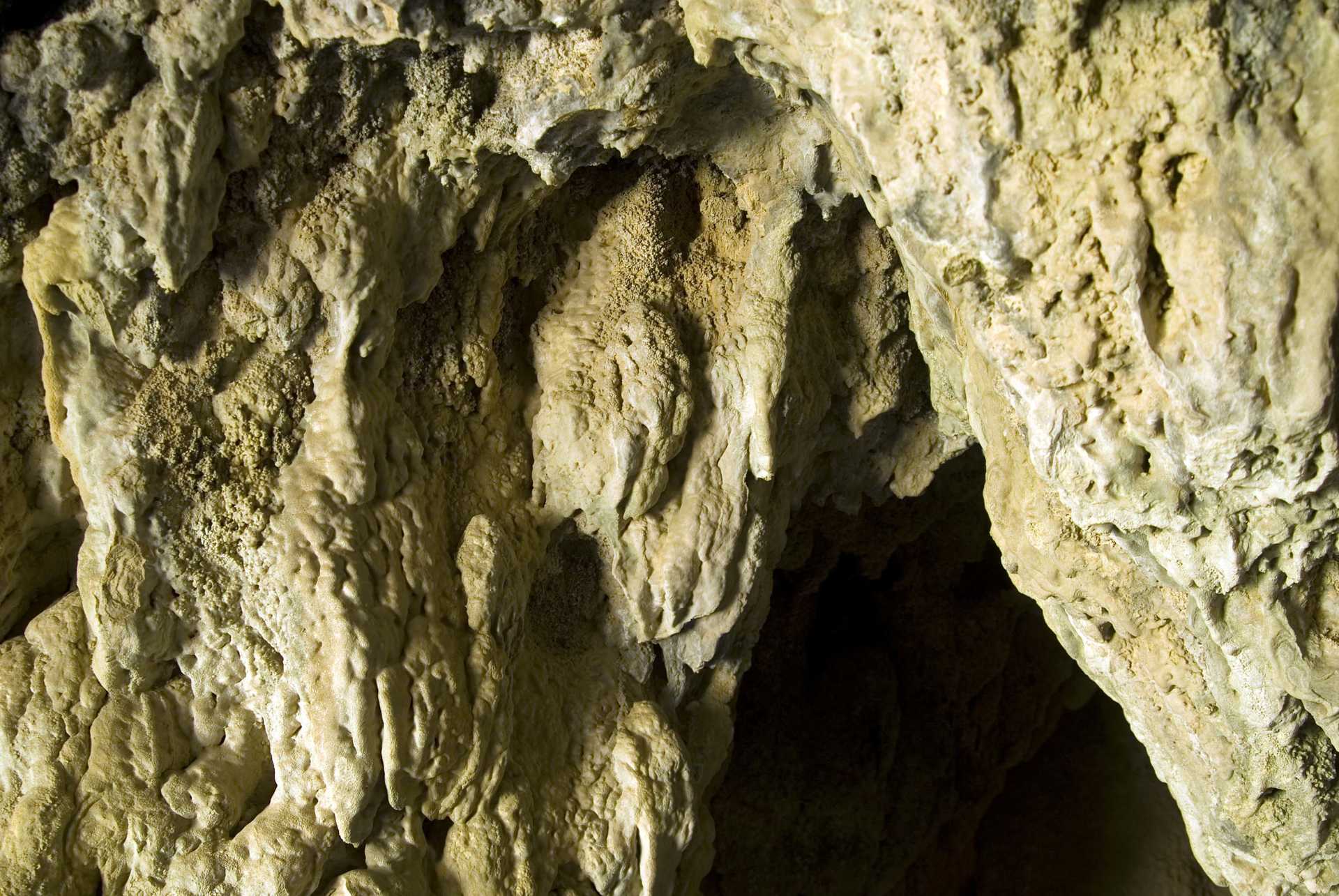 Cueva de las Calaveras 1