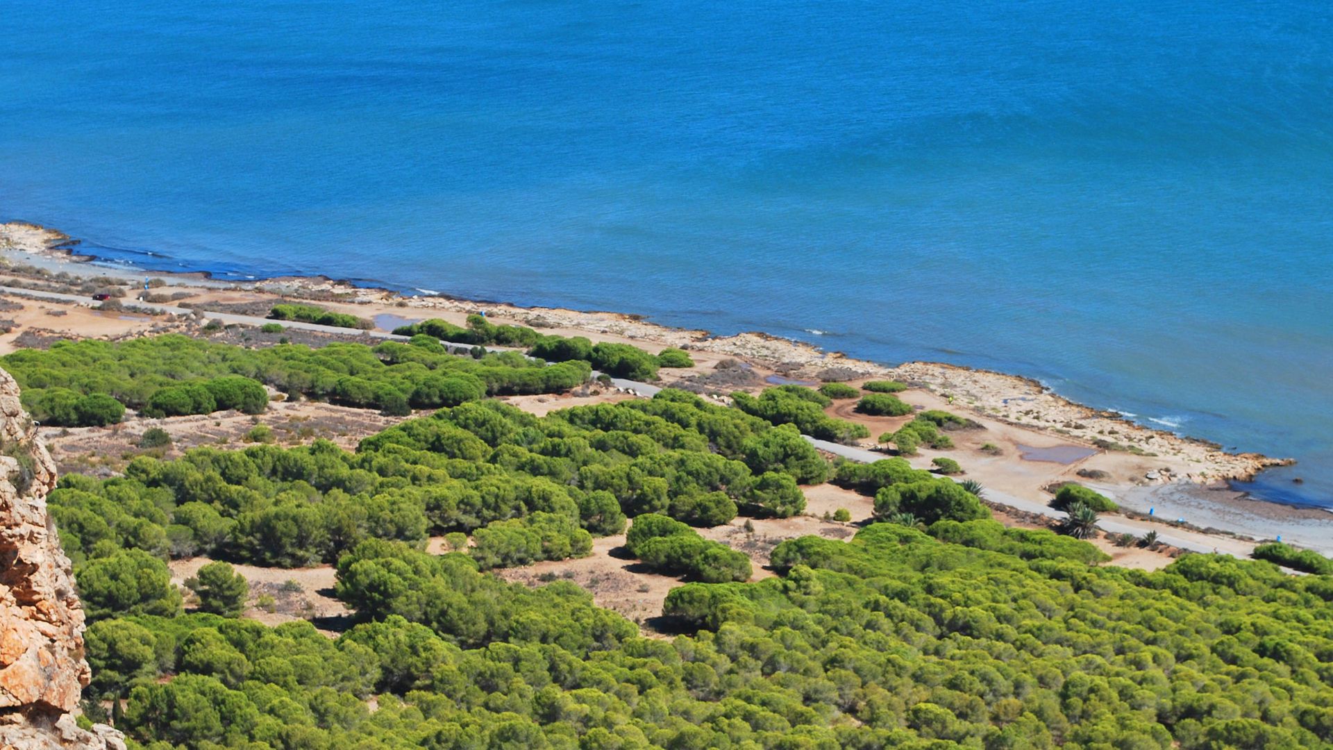Cabo de l'Aljup Coves