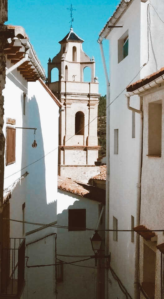 Iglesia de San Bernardo Abad, Montán