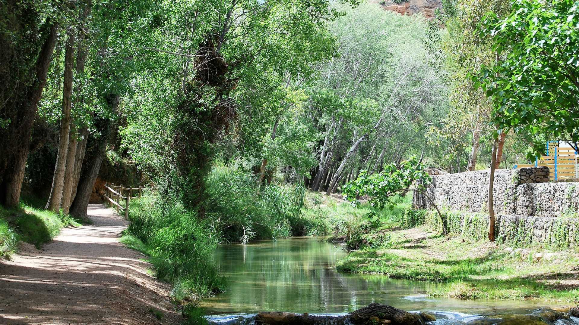 Chelva River Trail