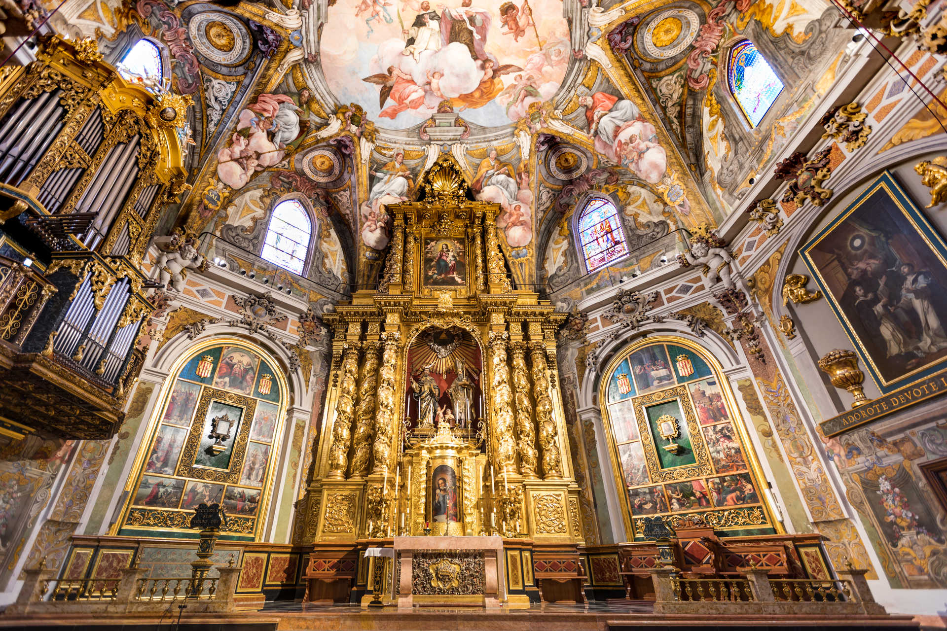 Pfarrkirche San Nicolás De Bari Und San Pedro