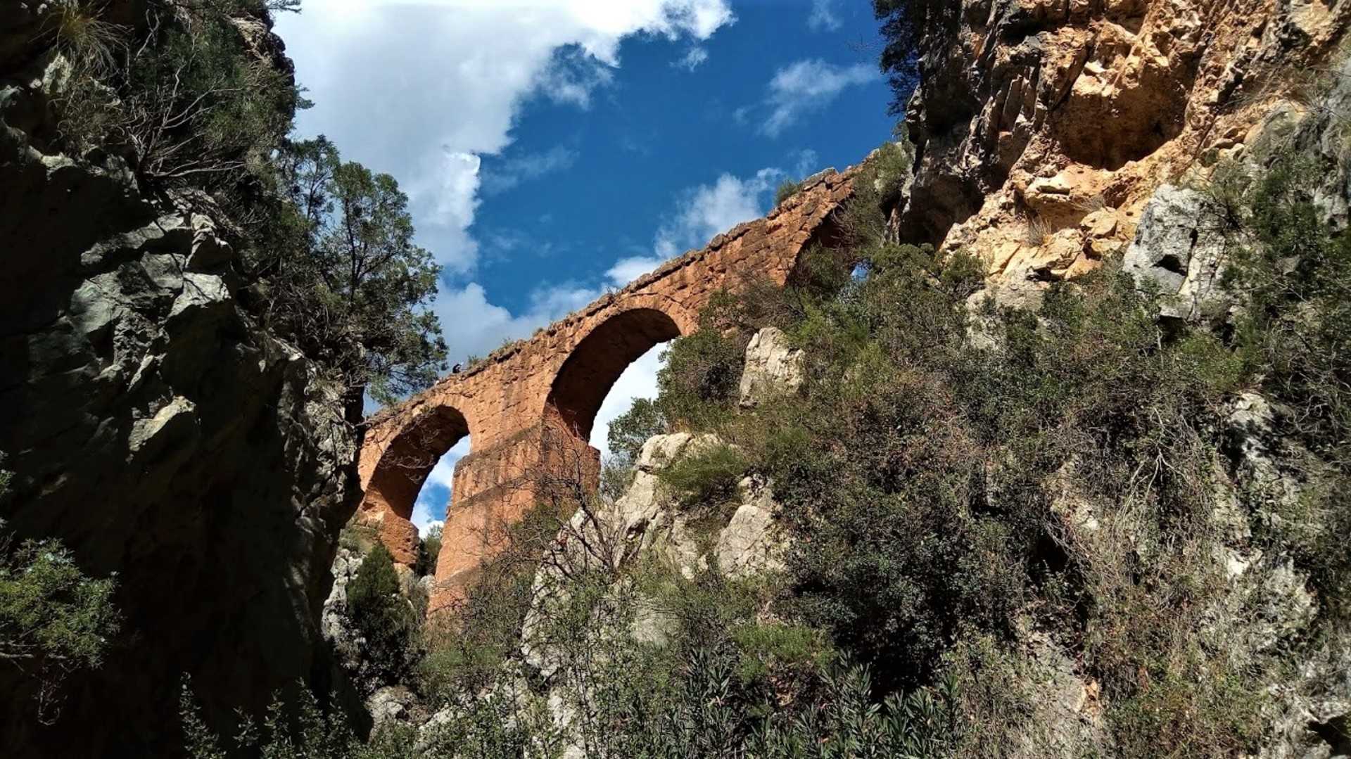 Aqüeducte de Penya Cortada
