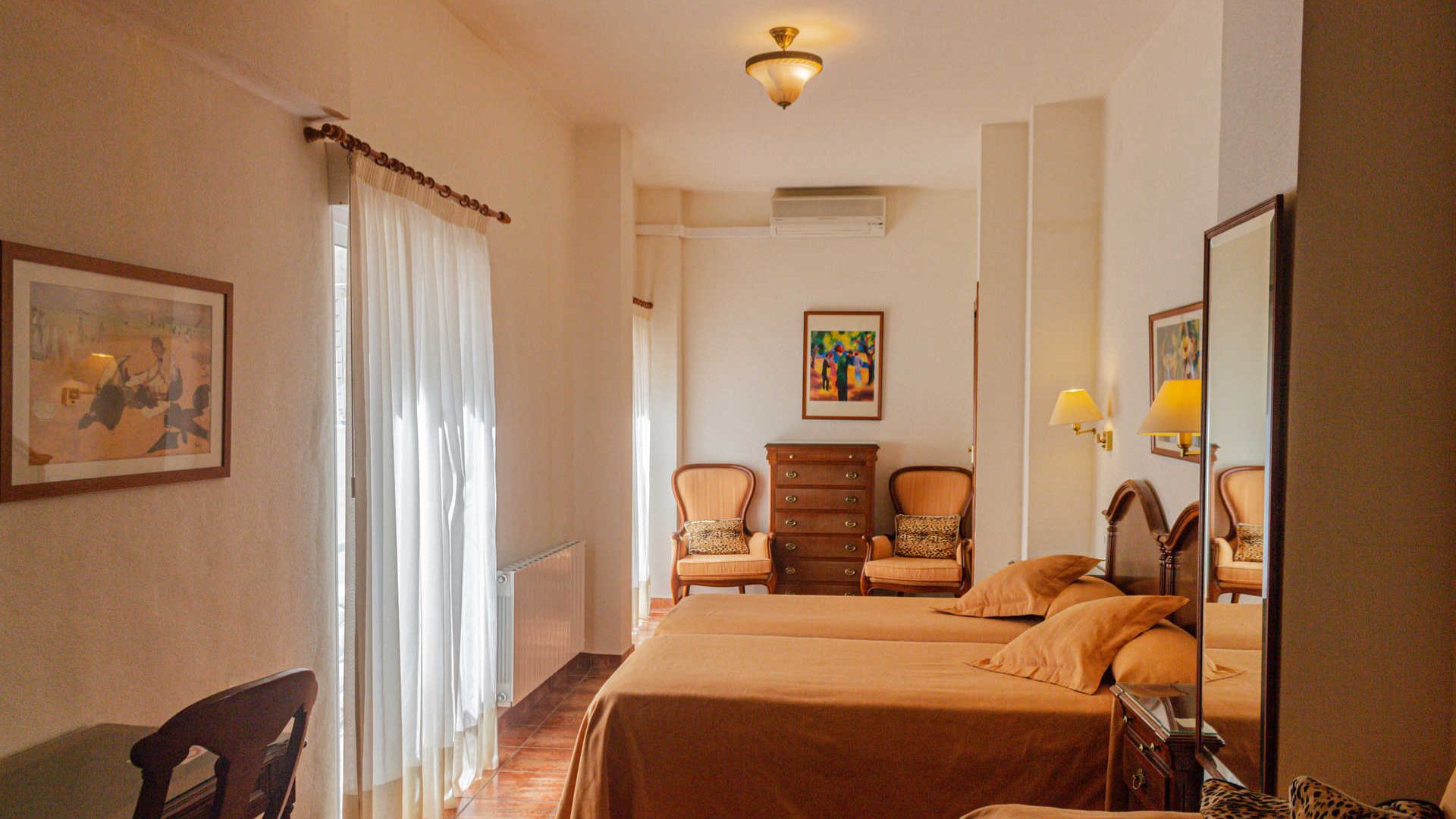 Hotel tarbena,