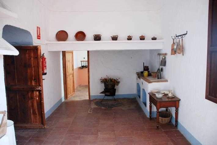Casa de la Senyoria y Torre de Pardines