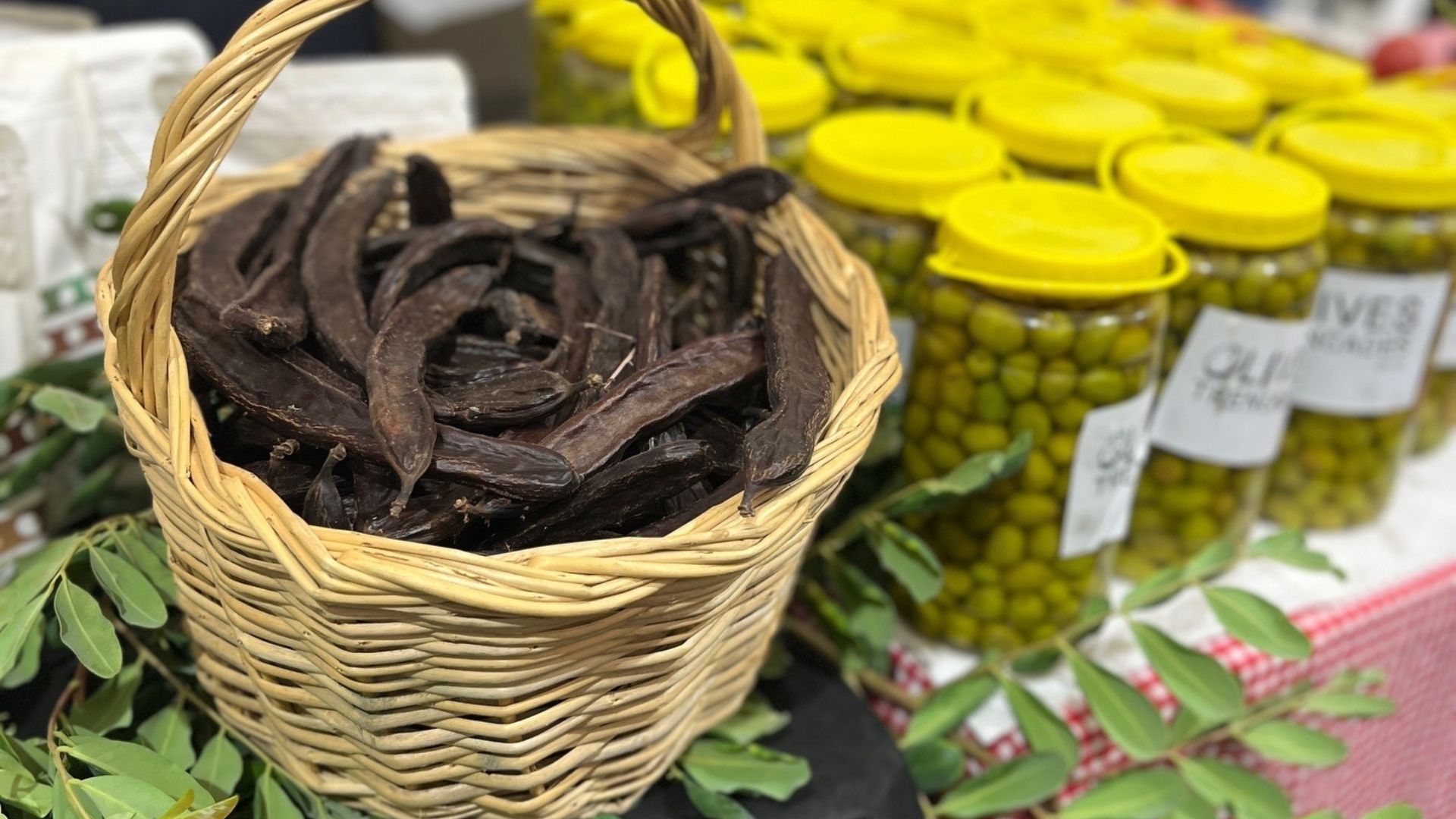 Jornadas de la oliva partida i la algarroba.