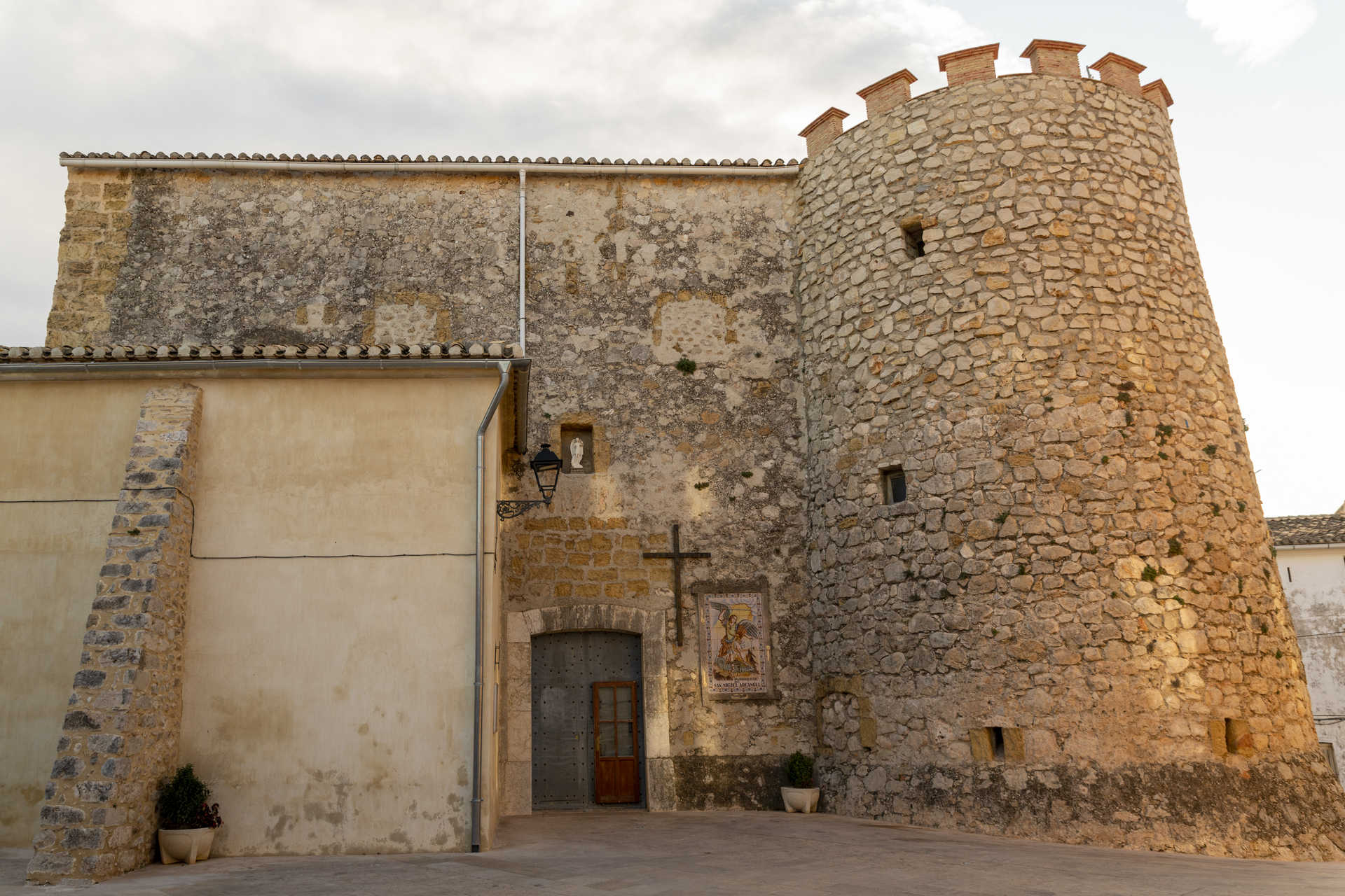 Iglesia fortaleza de San Miquel Arcàngel
