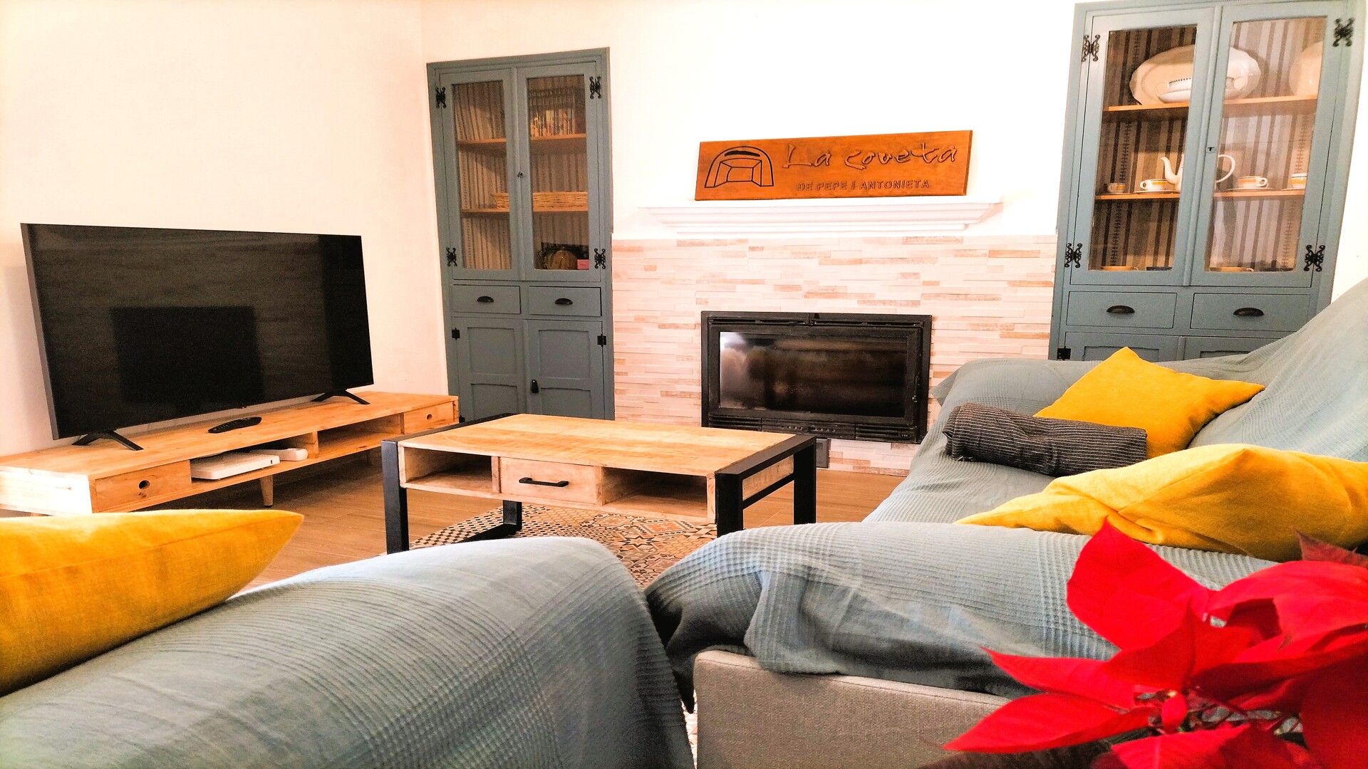 LA COVETA DE PEPE Y ANTONIETA