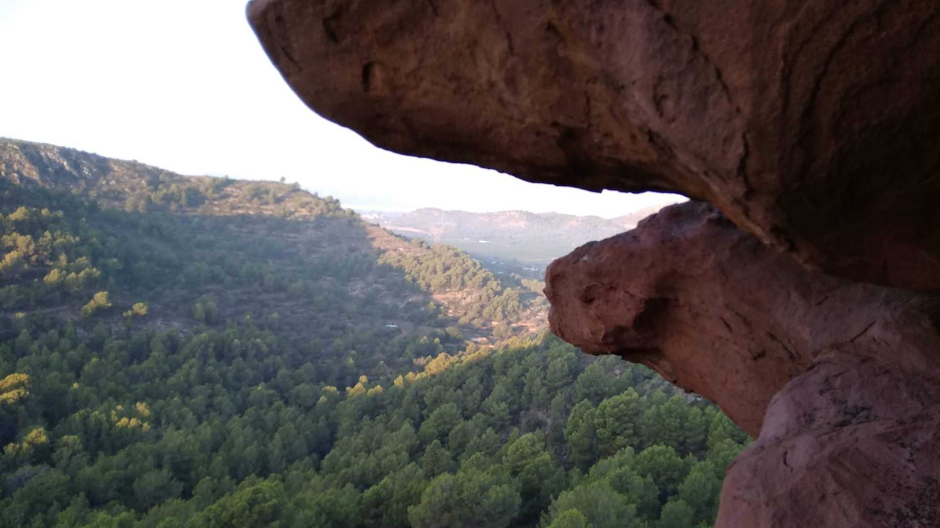 Vista desde el abrigo La Joquera en Borriol