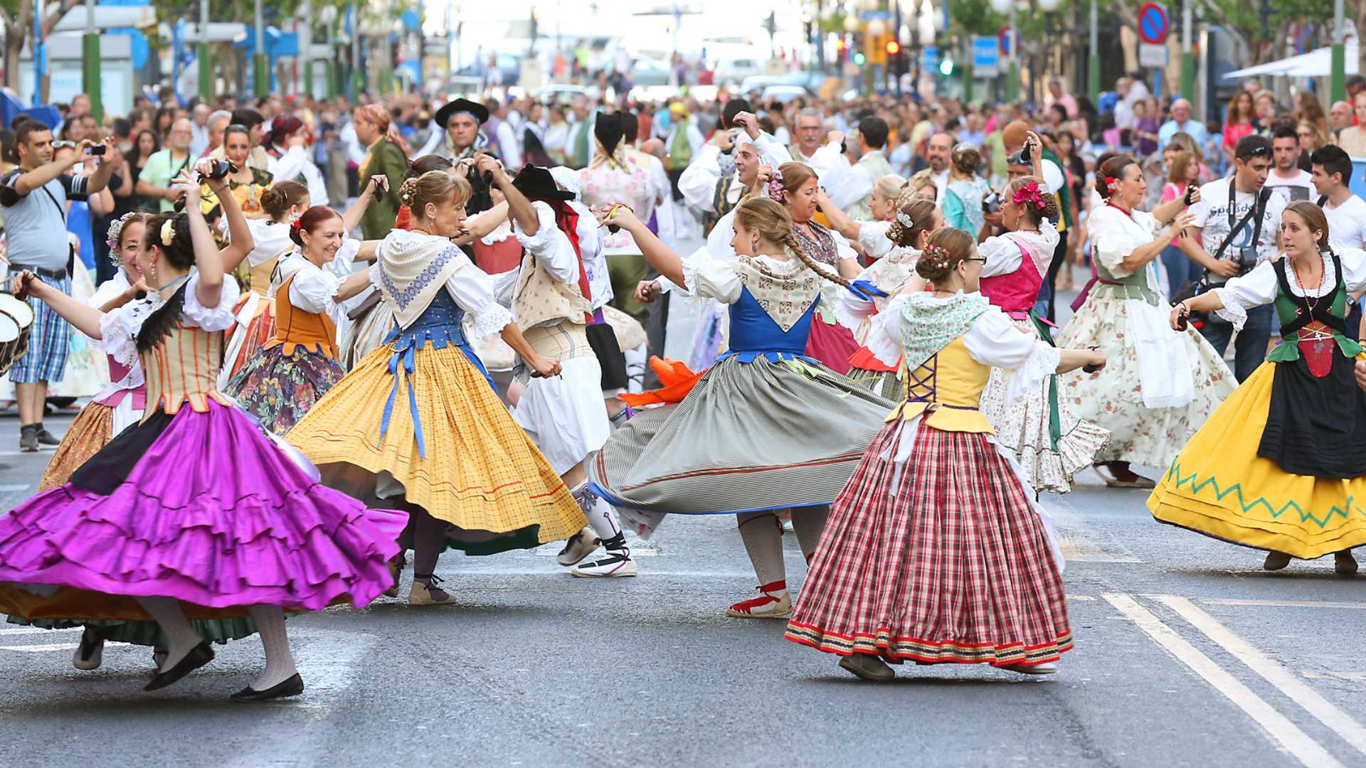 Fogueres d'Alacant: actos y exposiciones 2021