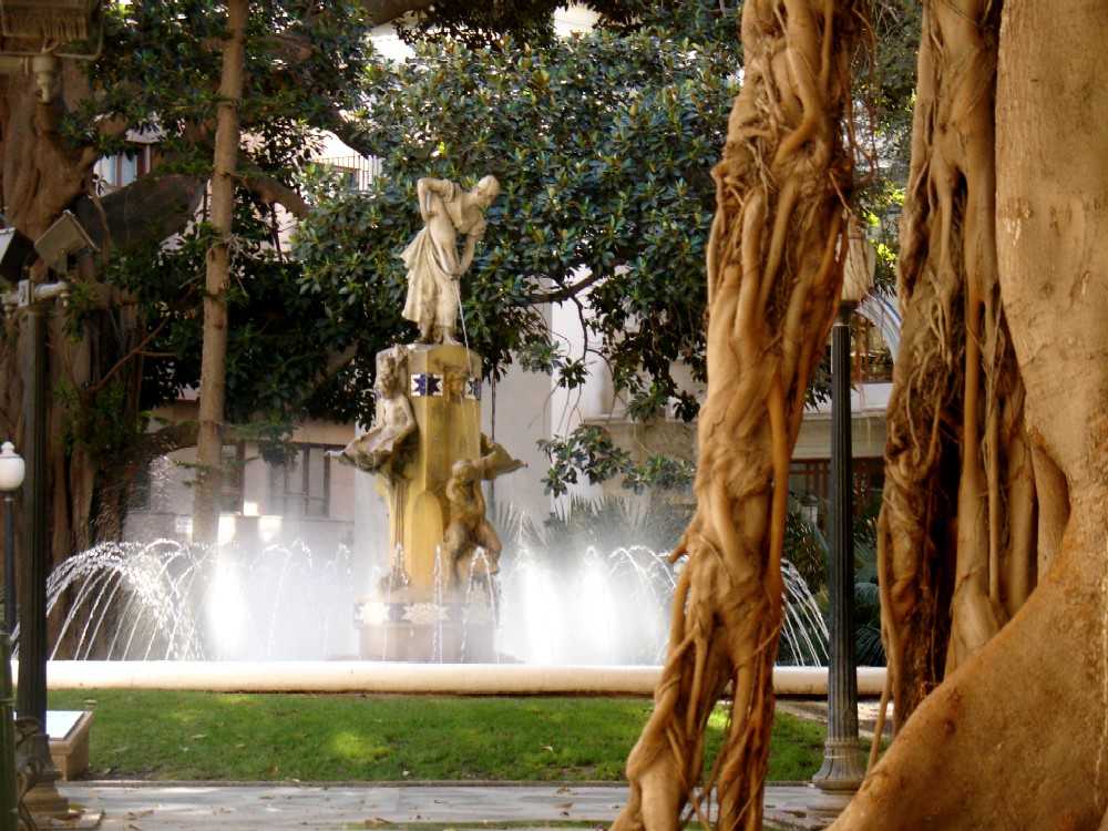 Plaça Gabriel Miró