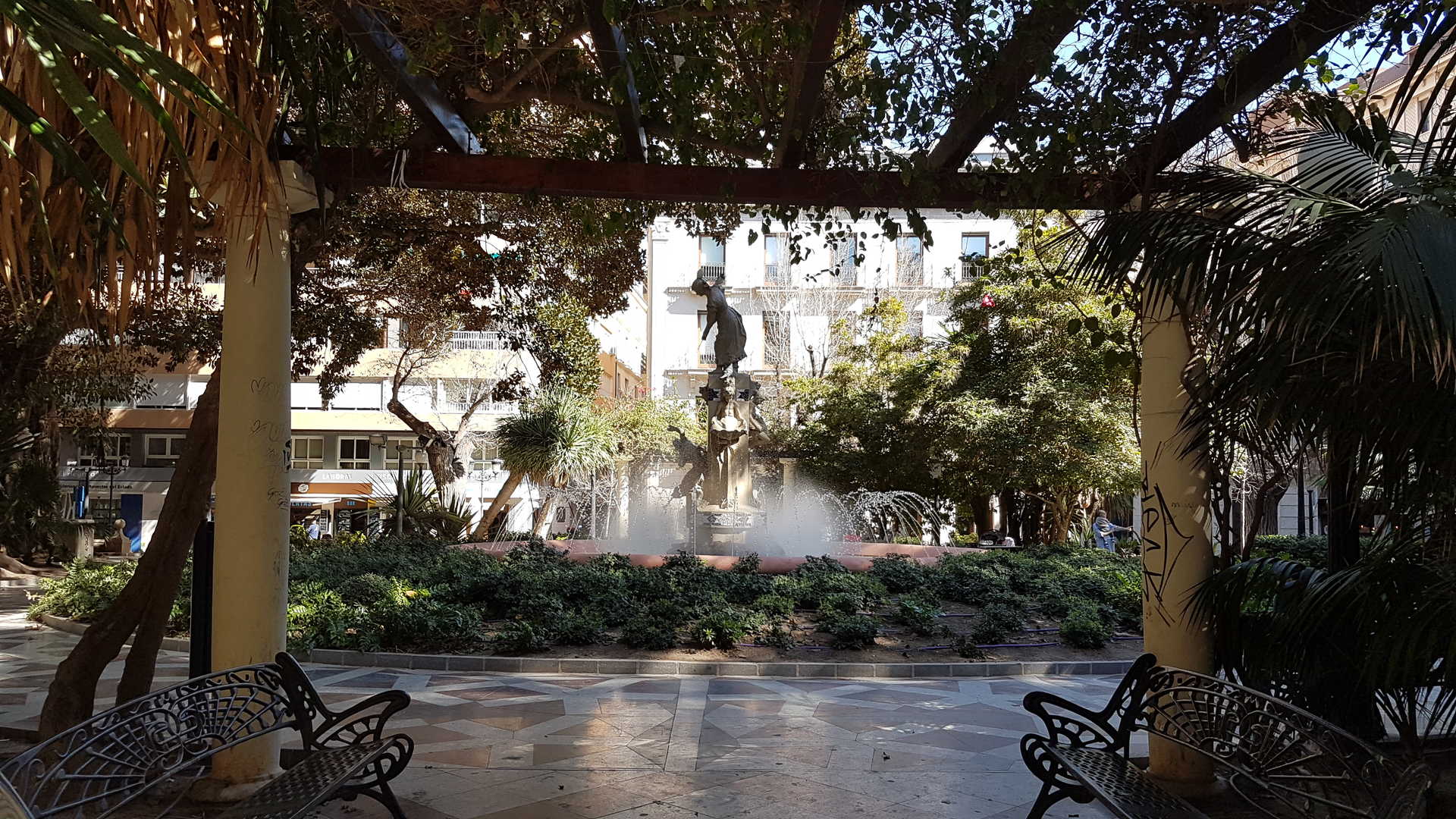 Plaça Gabriel Miró