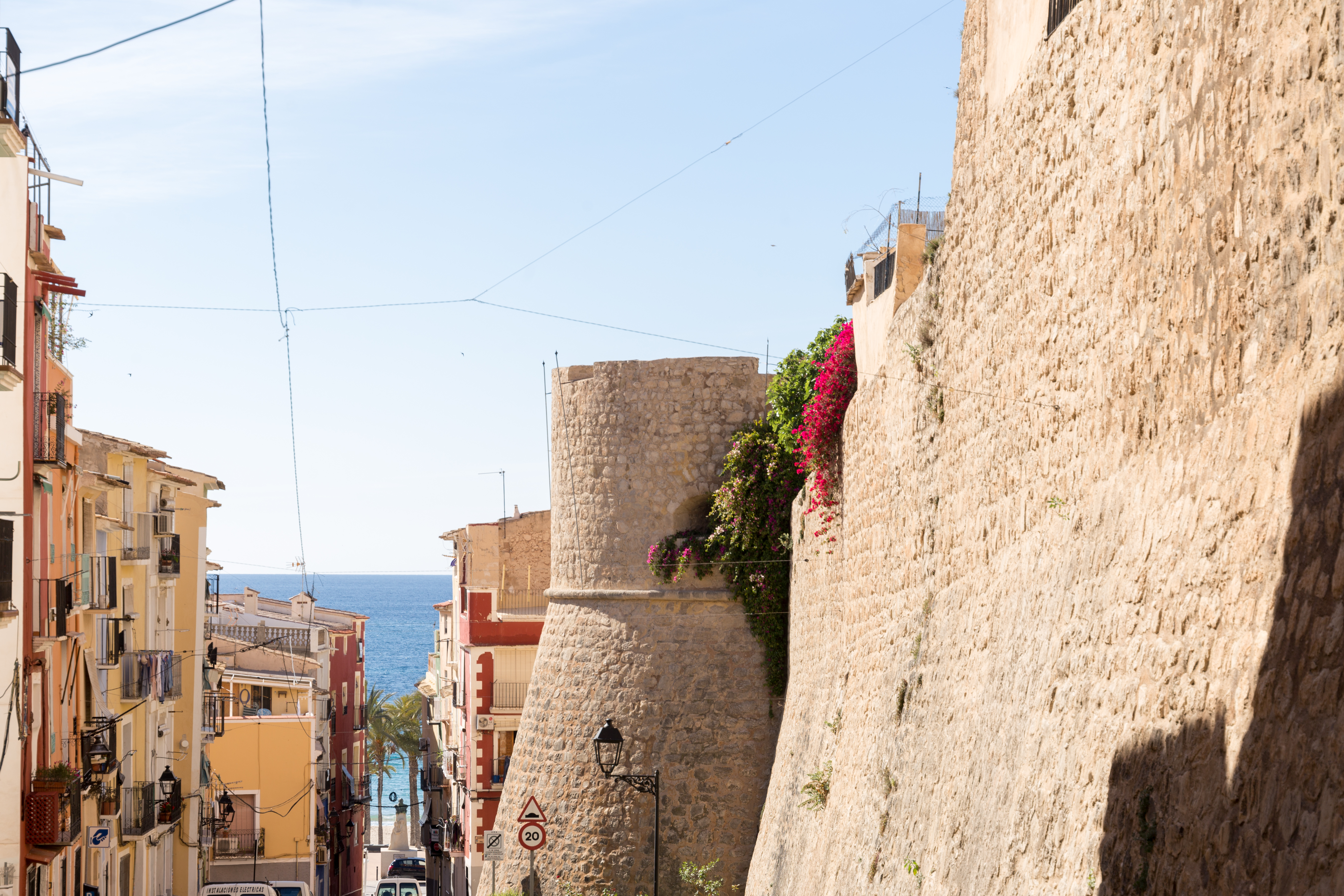 Murallas y Castillo