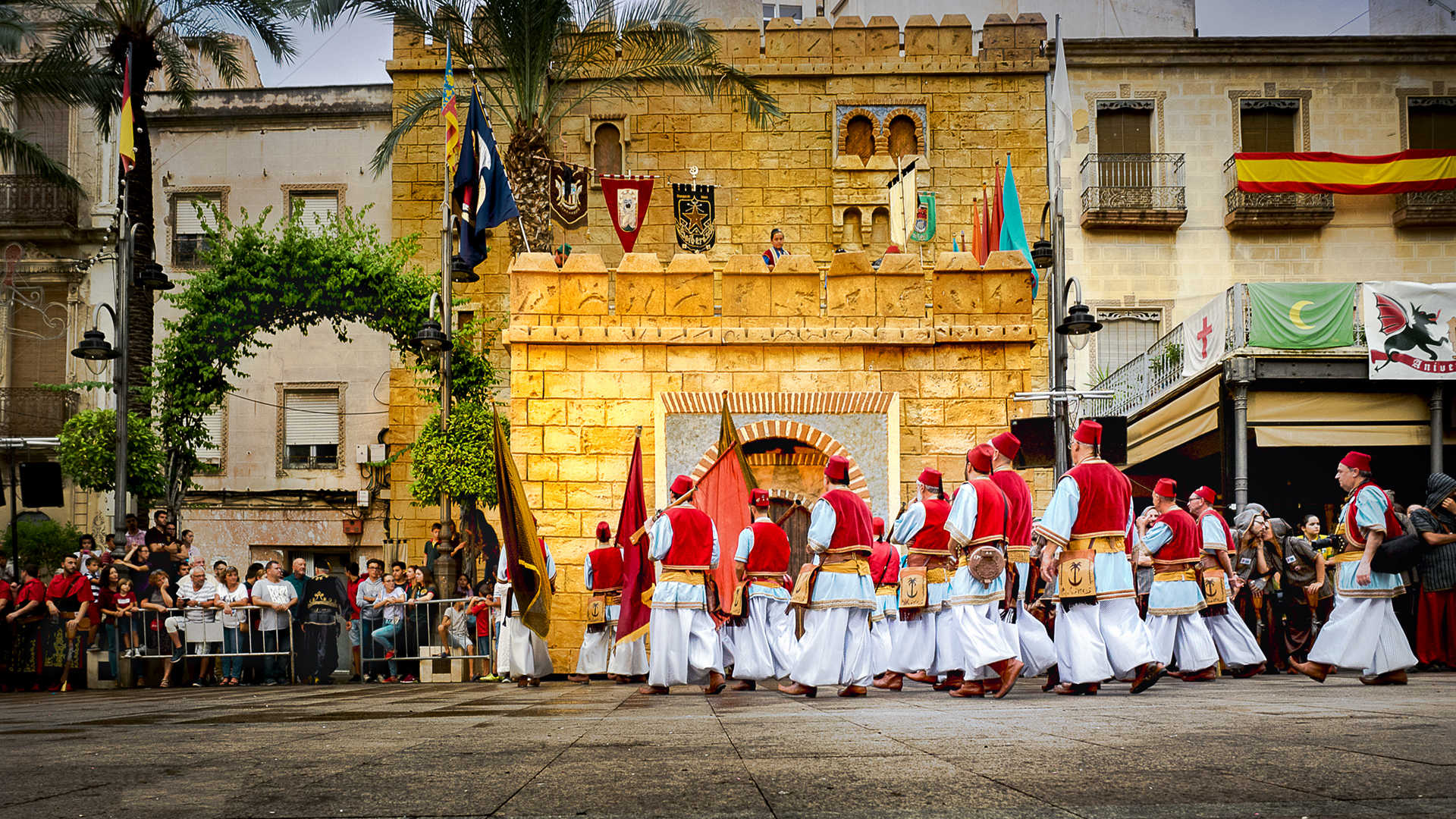 Moros y Cristianos zu Ehren von San Francisco de Asís