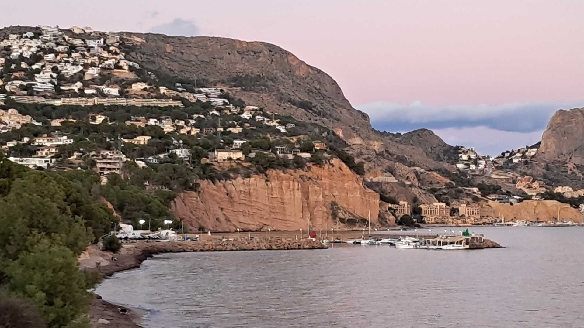 playa de la olla altea chiringuito​,