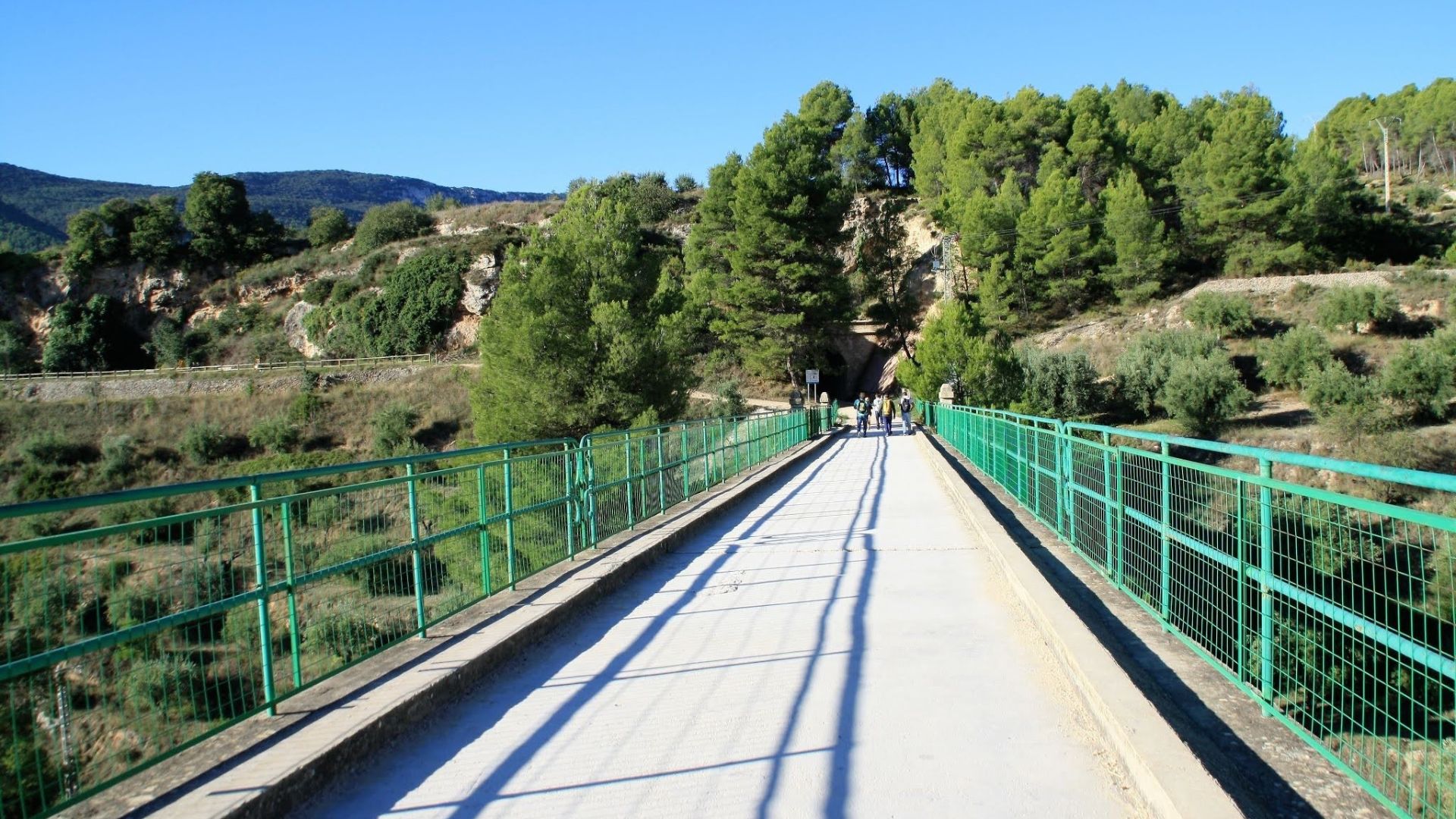 alcoy bridges walking route,