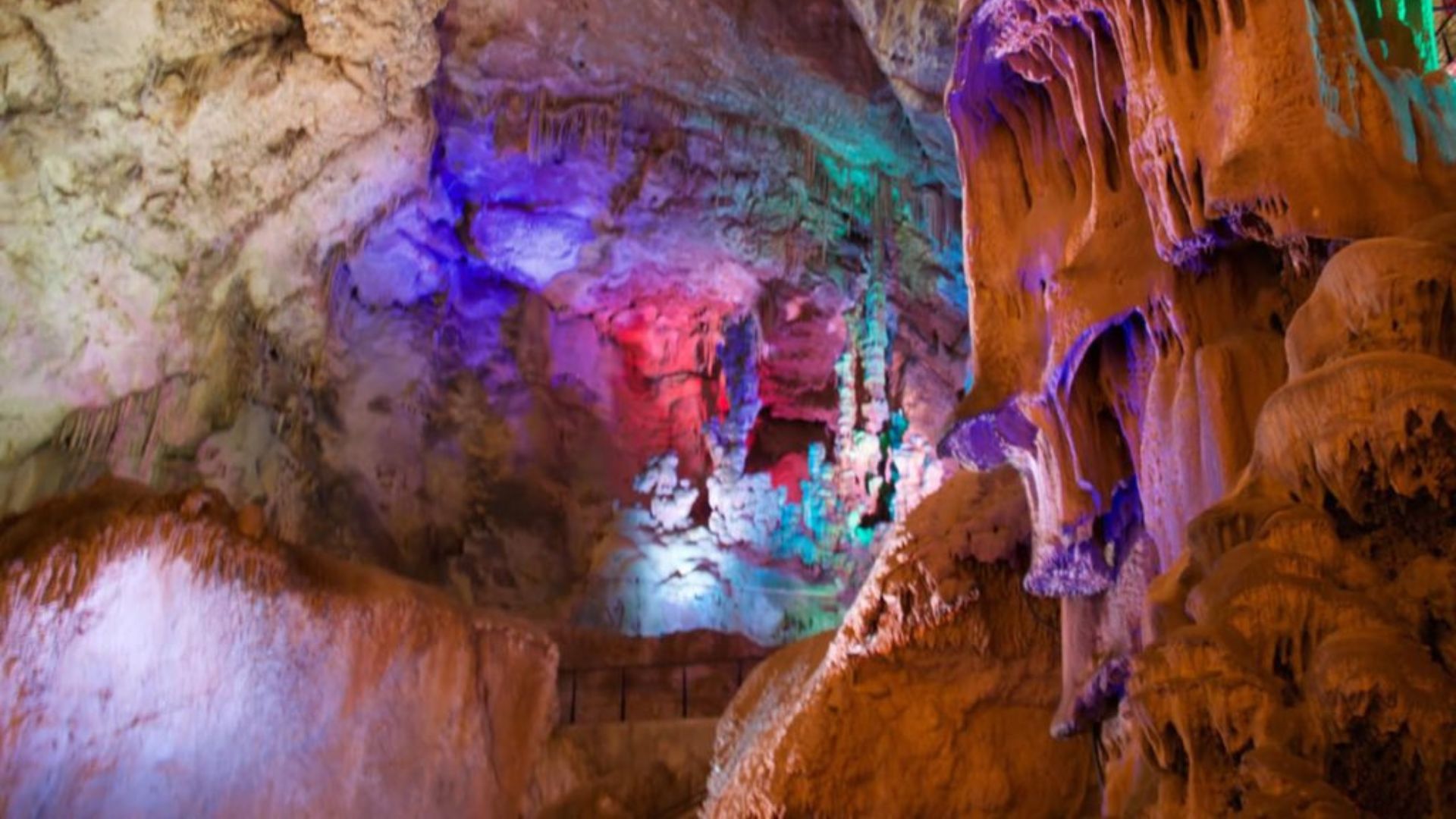 Cuevas del Canelobre