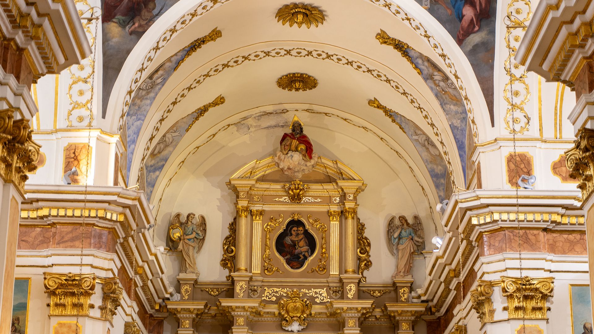 Iglesia Parroquial de Santiago Apóstol