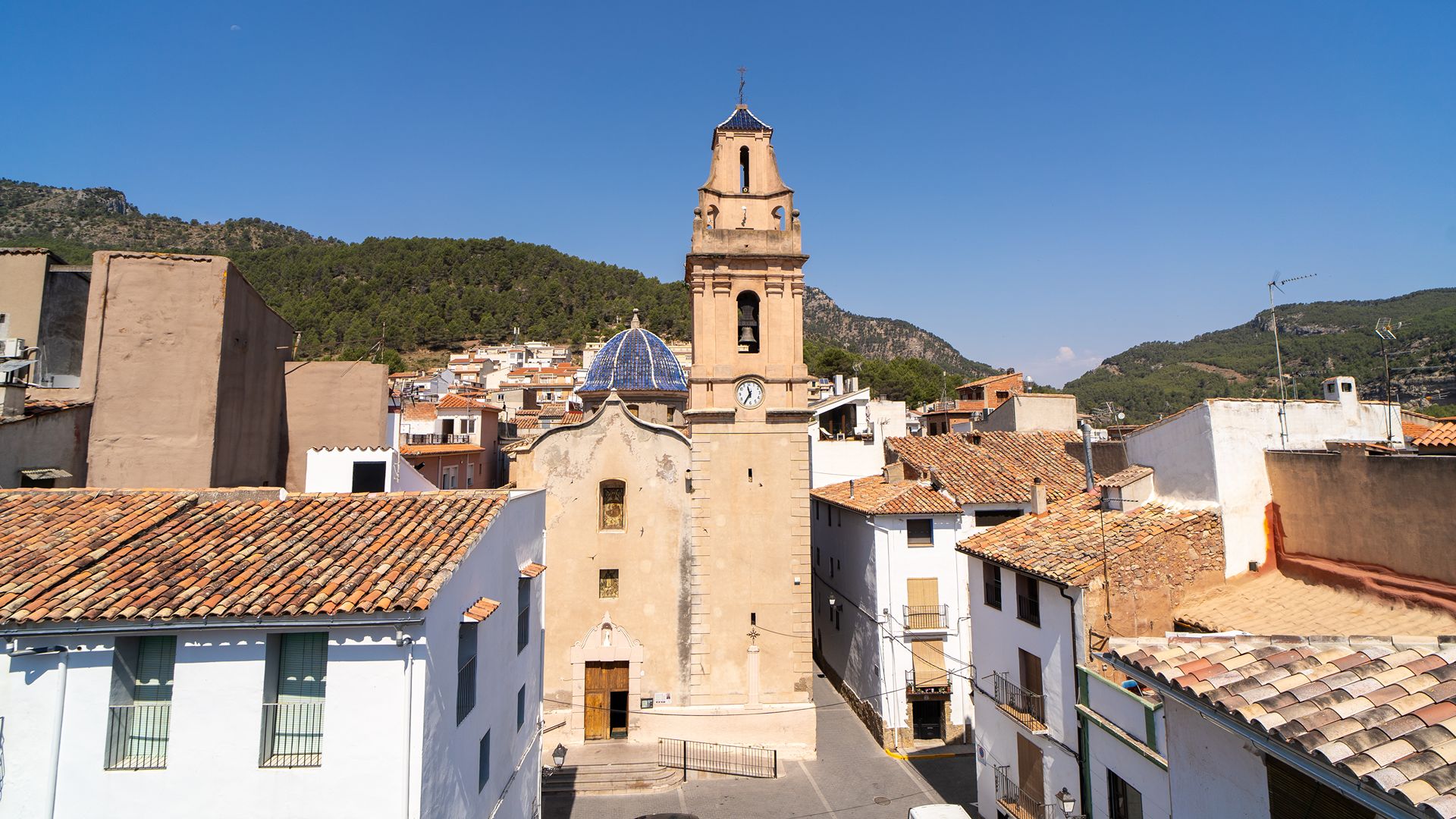 Iglesia Parroquial de Santiago Apóstol