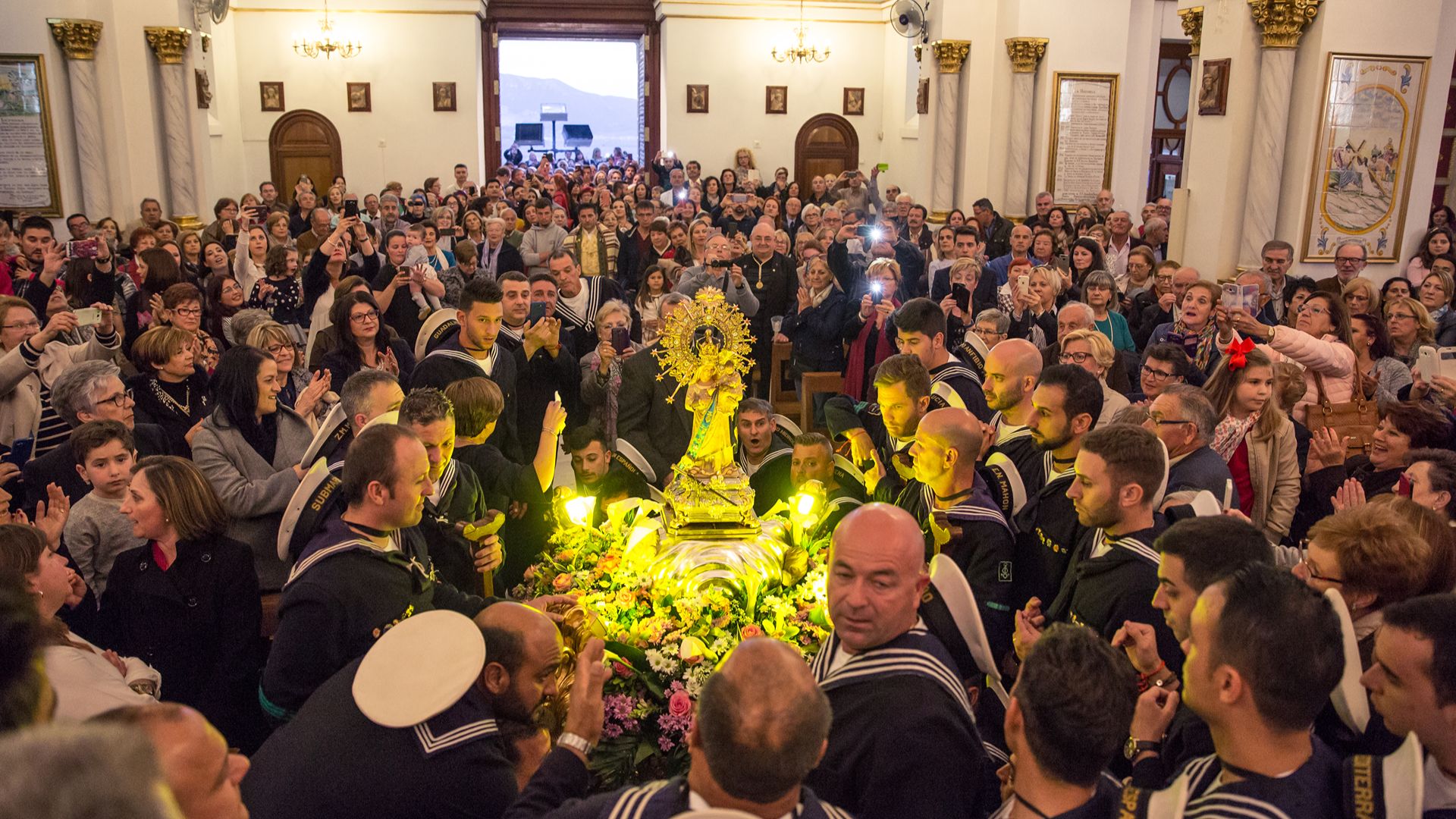 Fiestas mayores en honor de la Virgen del Castillo de Cullera