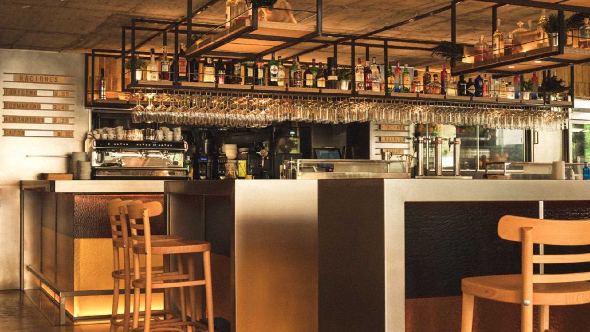 Valencia Bar Cremaet