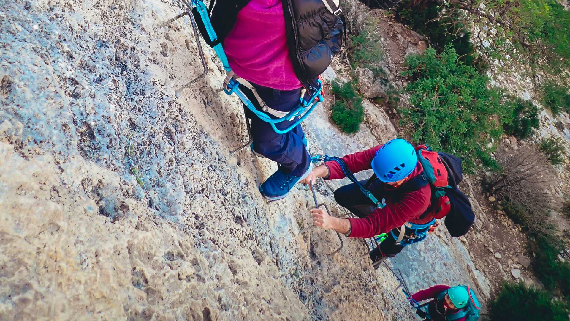 BARRANQUISME I VIA FERRATA EN TOUS