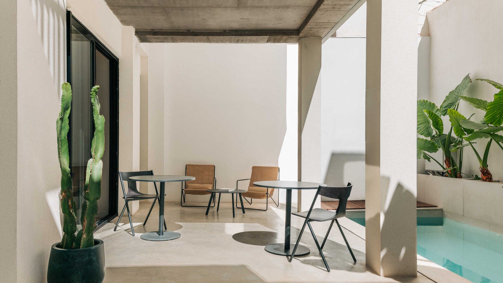 hotel yours valencia​,