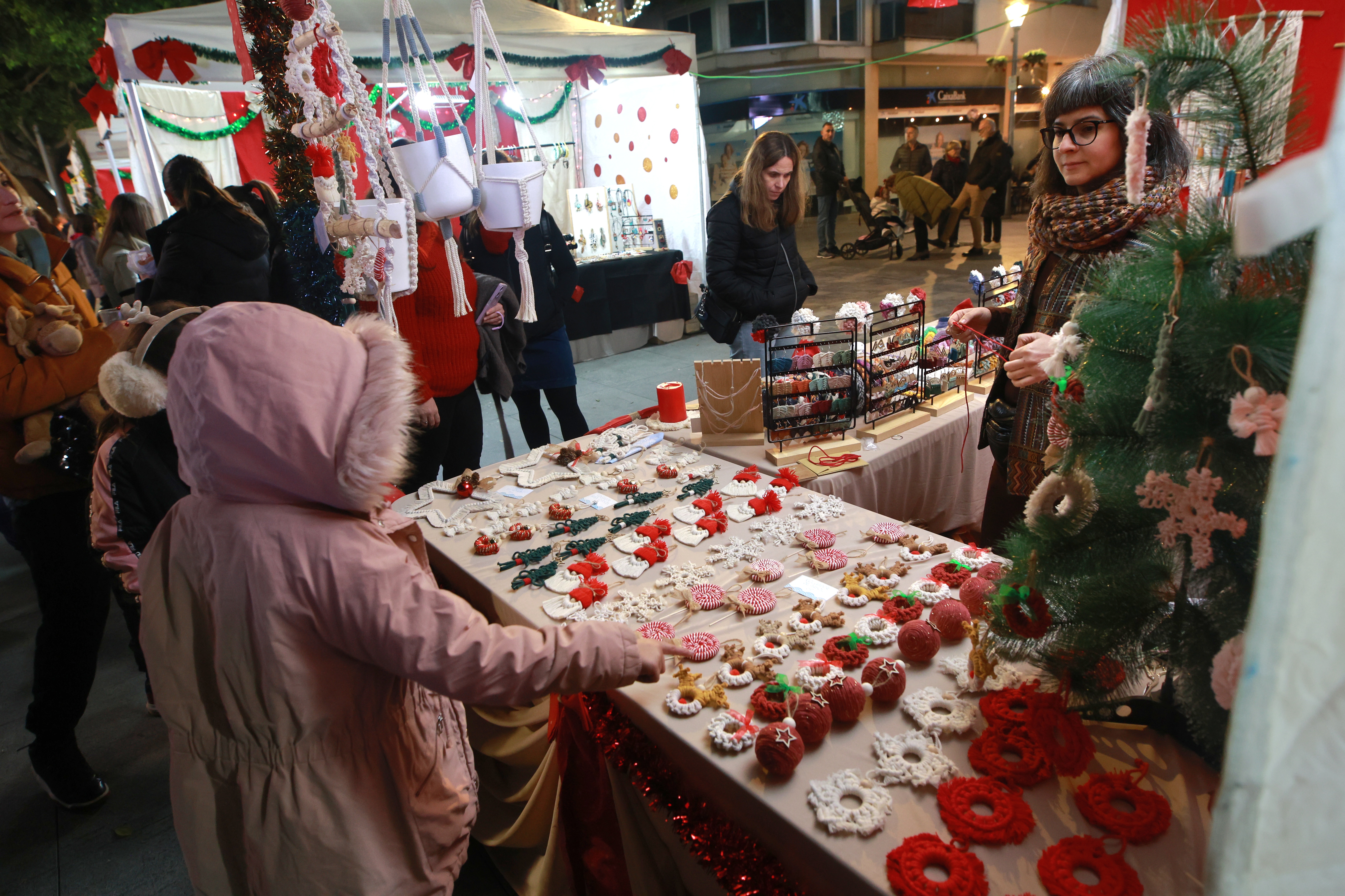 XV Feria de Navidad en Almoradí foto 3