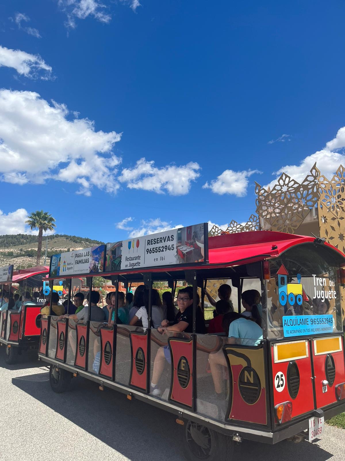 Passeig en Trenet per la Ciutat dels Joguets