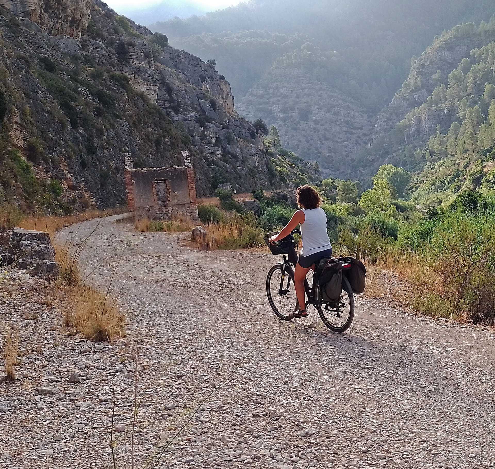 En ebike poer la Via Verda del Serpis - 4 persones