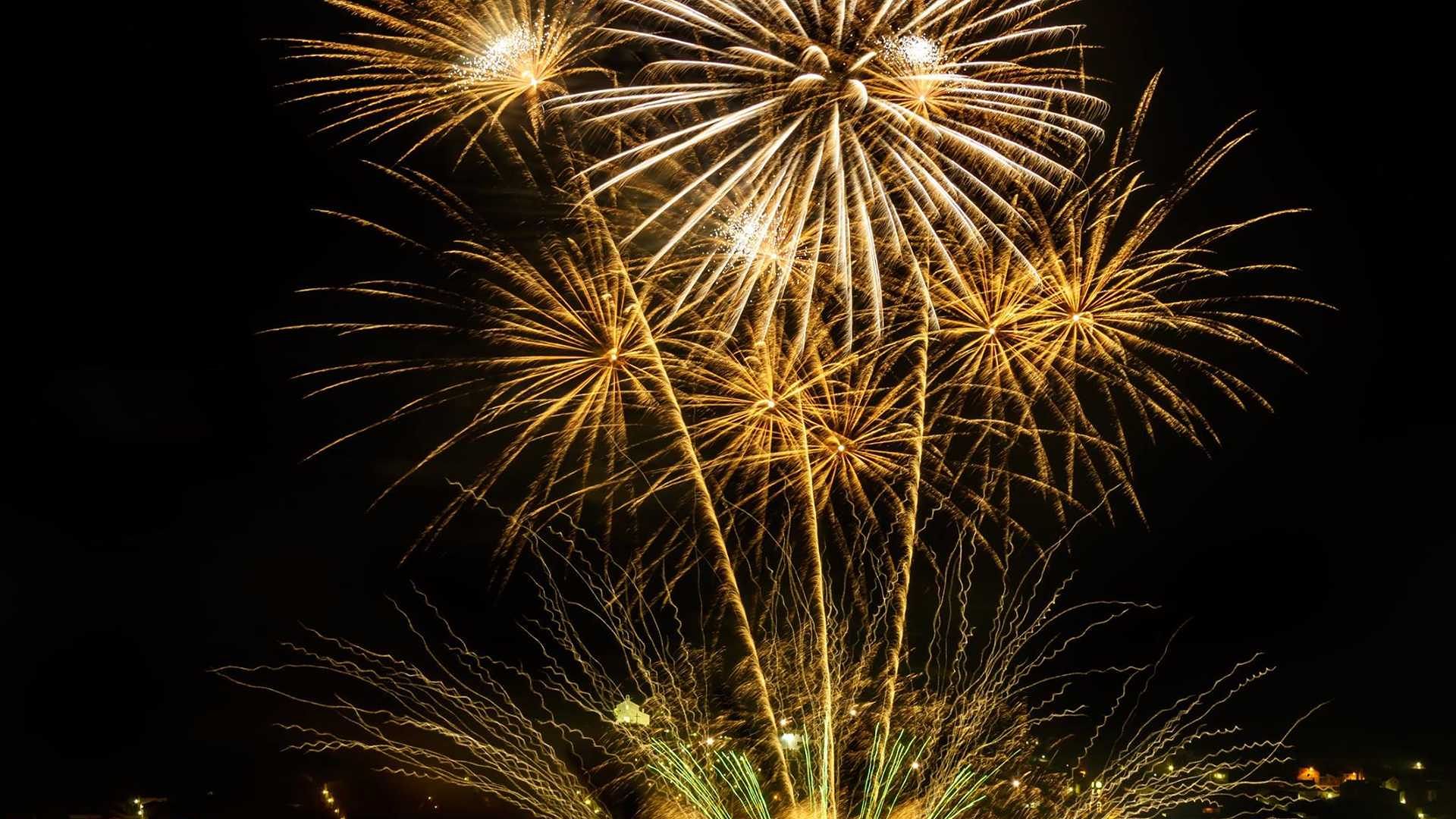 FIESTAS PATRONALES EN HONOR AL SANTÍSIMO CRISTO DE LA SALUD