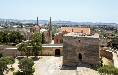 Burg La Mola