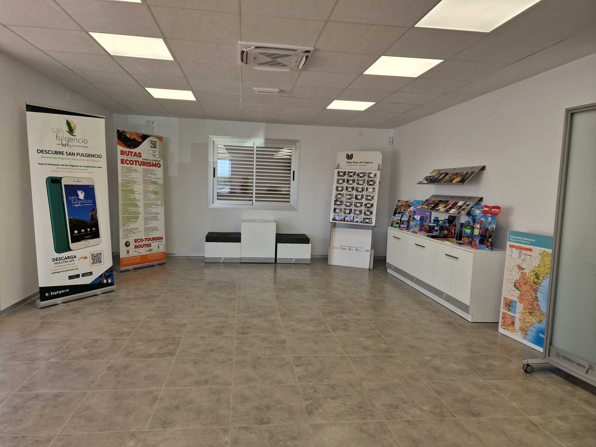 TOURIST INFO SAN FULGENCIO_2