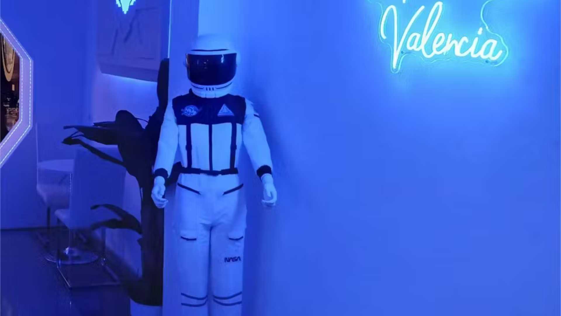 CAPSULE INN VALENCIA