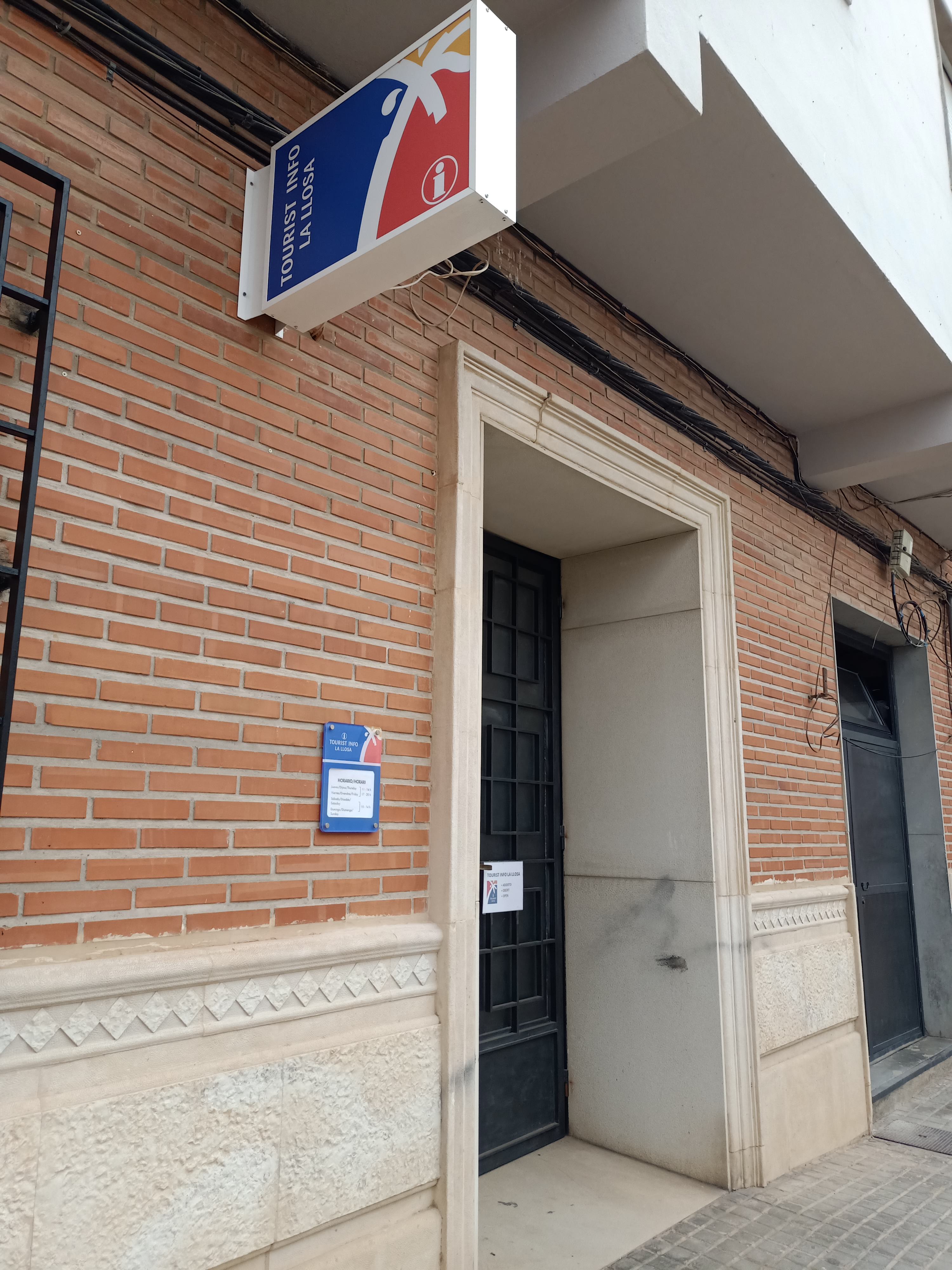 TOURIST INFO LA LLOSA