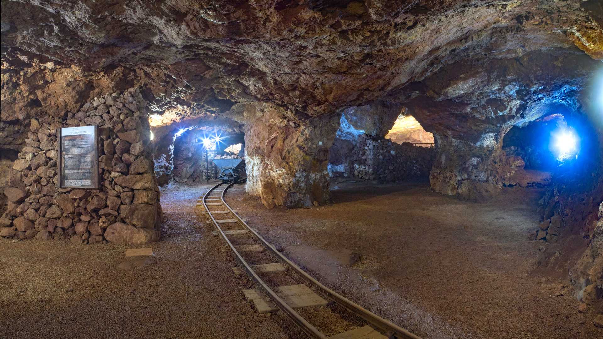 parc miner del maestrat entfernung,