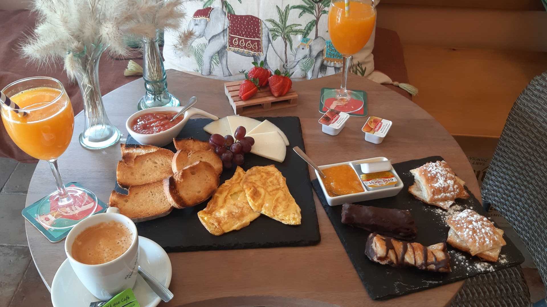 JOANNA HOTEL & WELLNESS